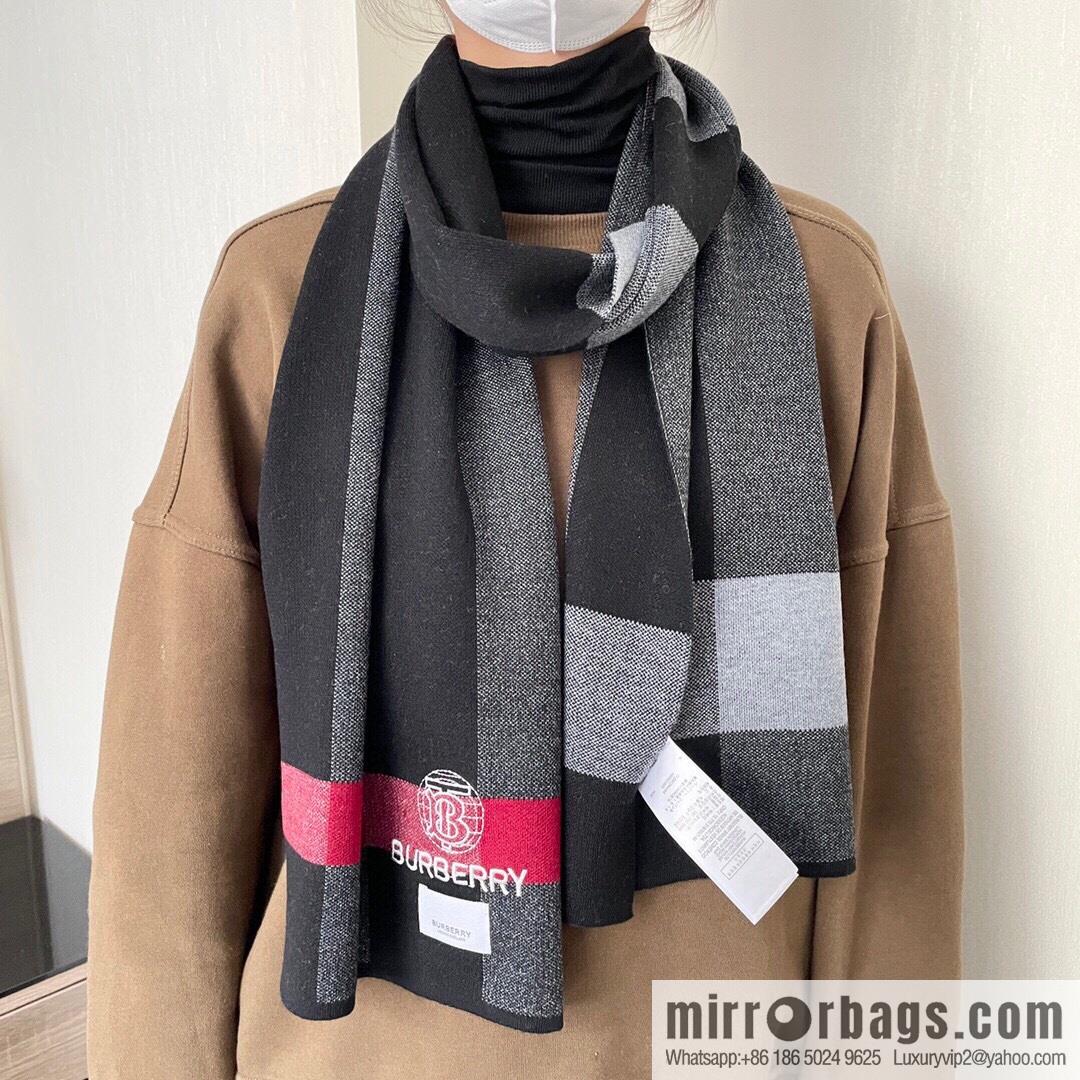 Burberry Burberry Classic Horse 100% Imported Knitted Cashmere Scarf
