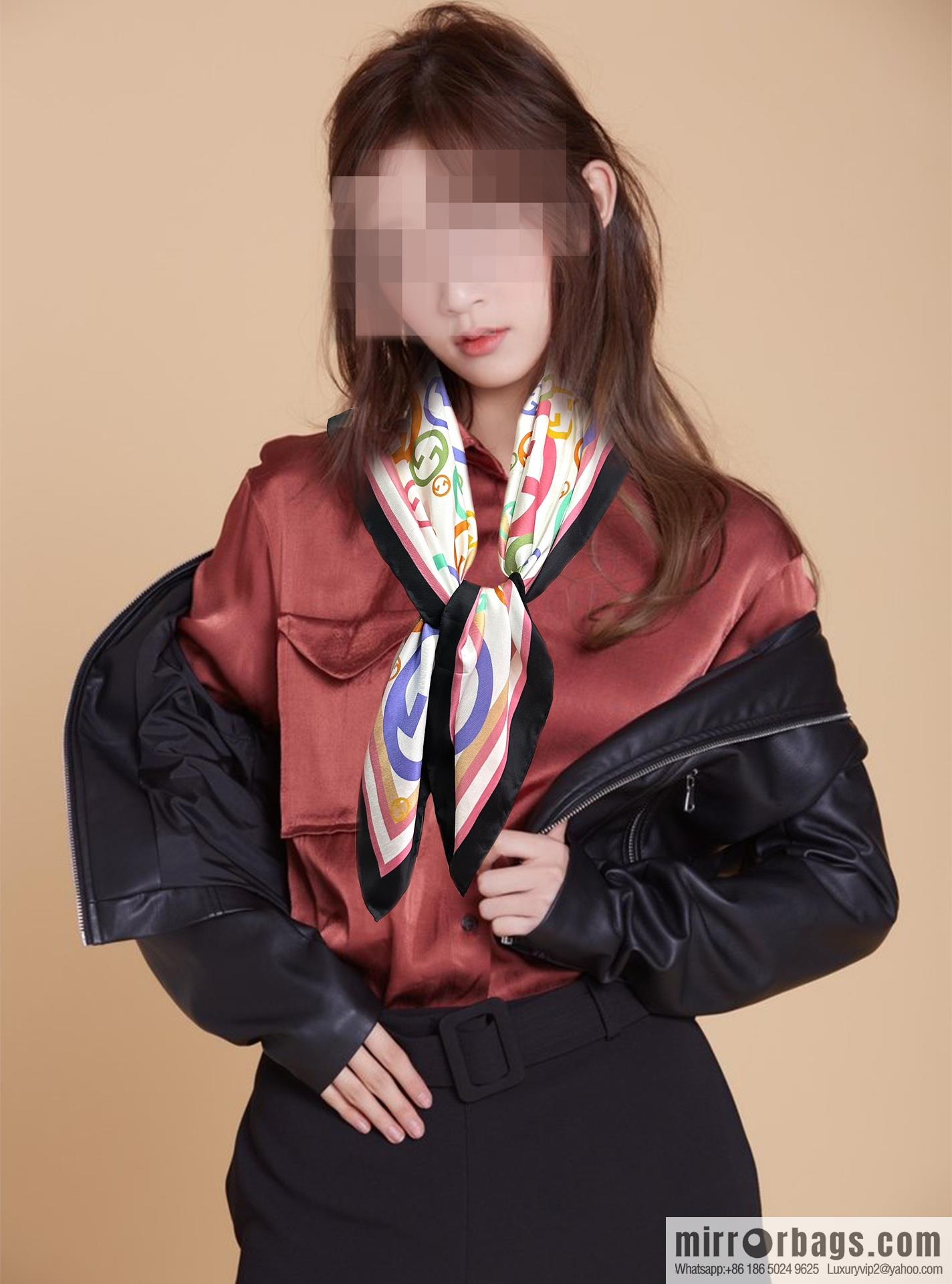 GUCCI Gucci 100% Top Twill Silk Scarf