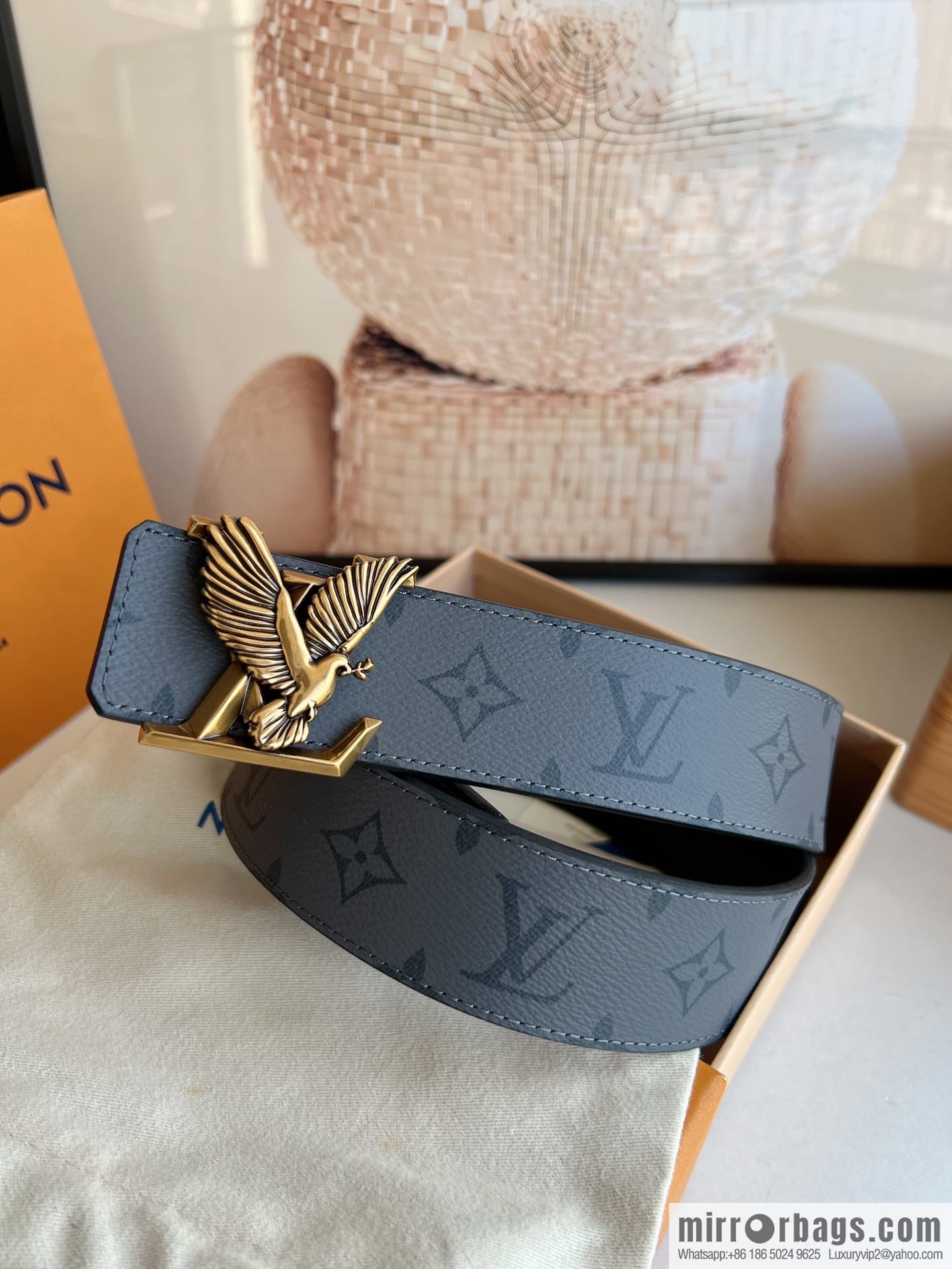 LV/Louis Vuitton, Classic Monogram Dove Double Sided Belt