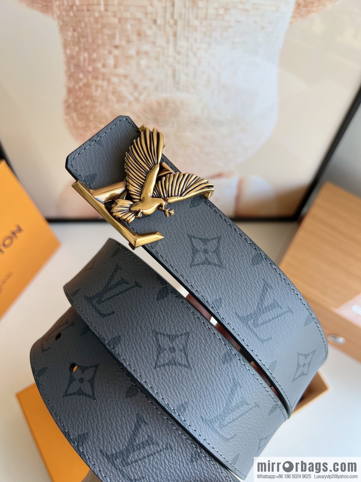 LV/Louis Vuitton, Classic Monogram Dove Double Sided Belt