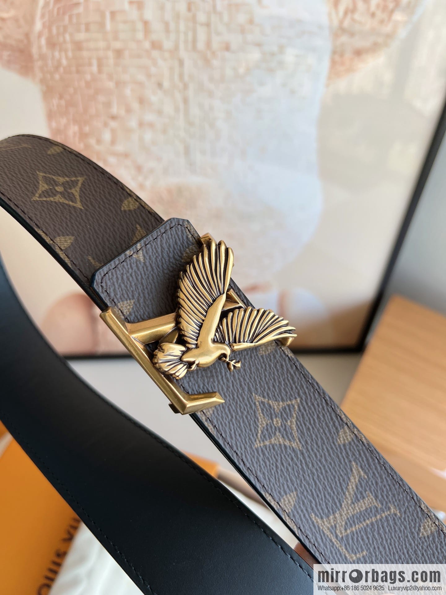 LV/Louis Vuitton, Classic Monogram Dove Double Sided Belt