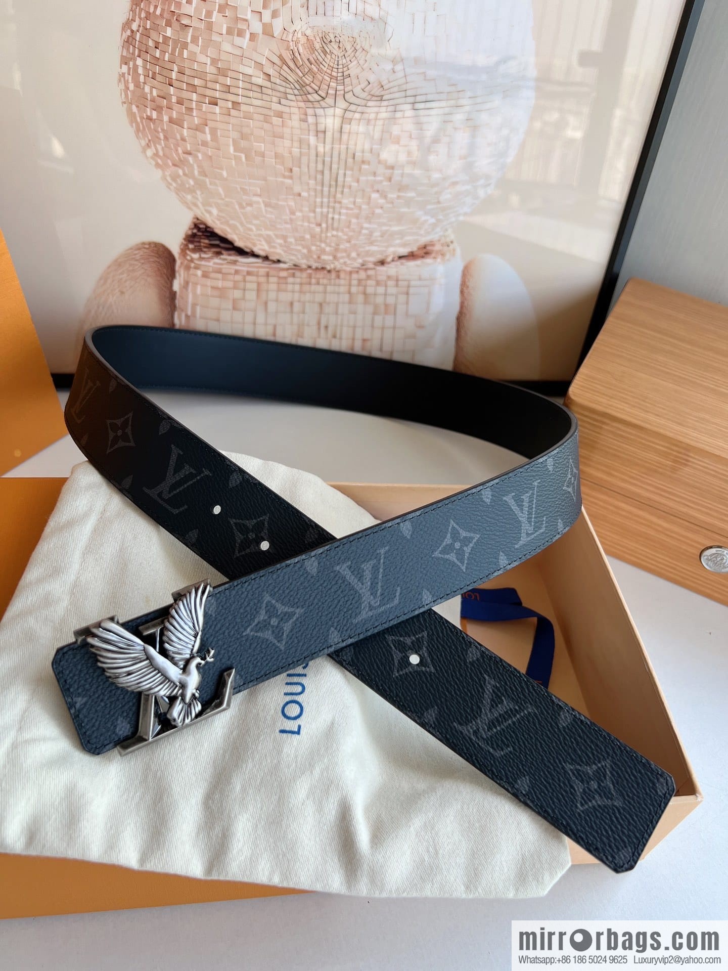 LV/Louis Vuitton, Classic Monogram Dove Double Sided Belt