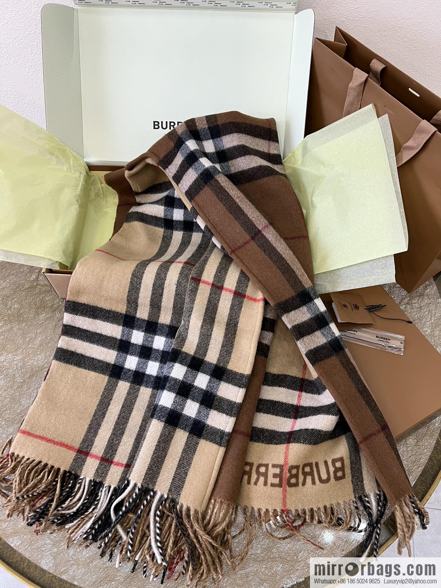 Burberry Burberry Tassel Edge Design Checked Cashmere Cape