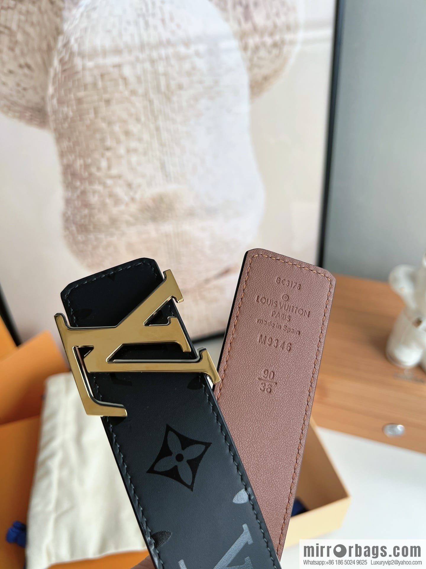 LV/Louis Vuitton, black flower double-sided PYRAMIDE calfskin belt