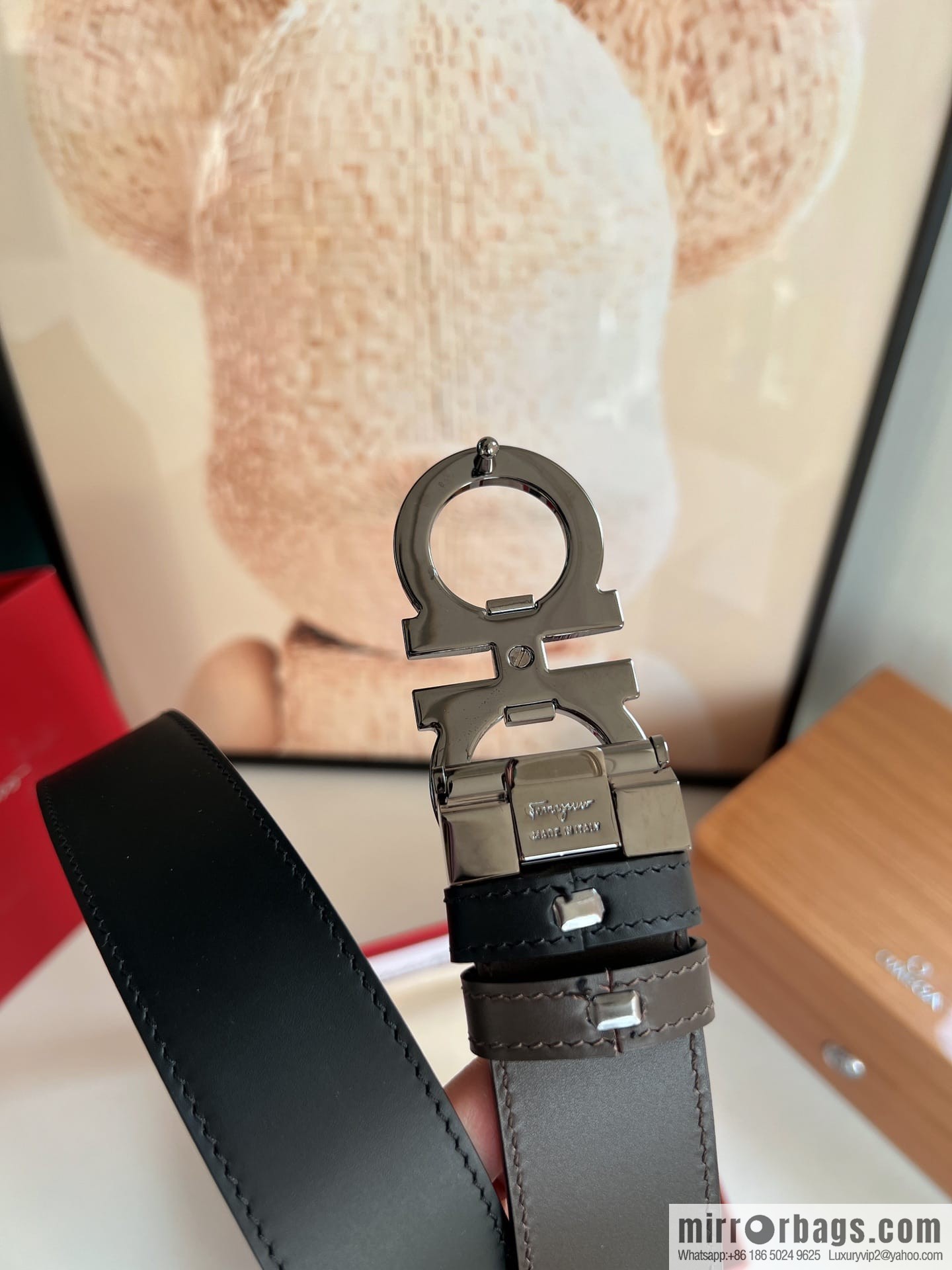 Salvatore Ferragamo Men's 3.5cm Delicate Double Circle Original Rhombus Buckle with First Cowhide Double Sided Belt