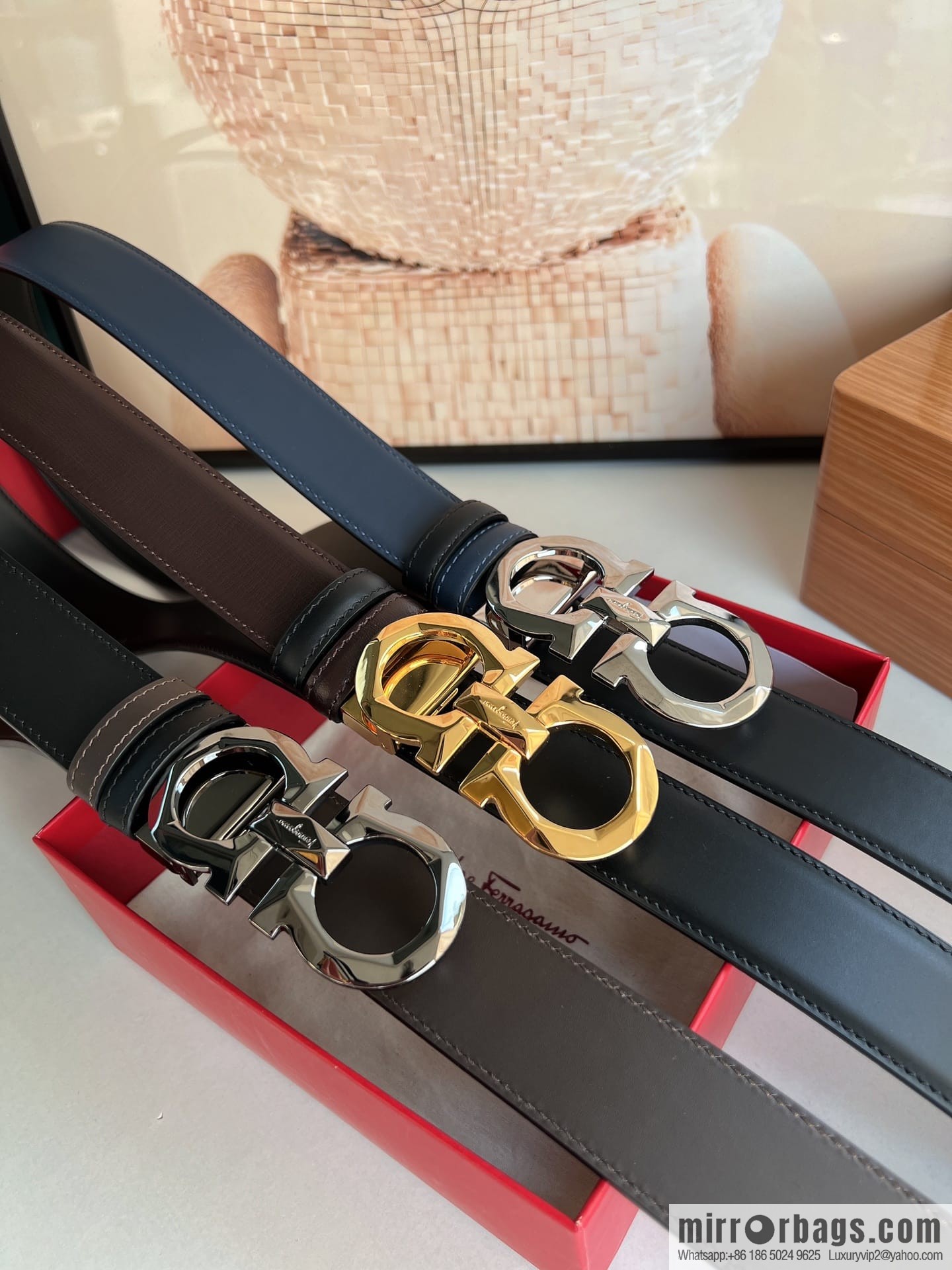 Salvatore Ferragamo Men's 3.5cm Delicate Double Circle Original Rhombus Buckle with First Cowhide Double Sided Belt