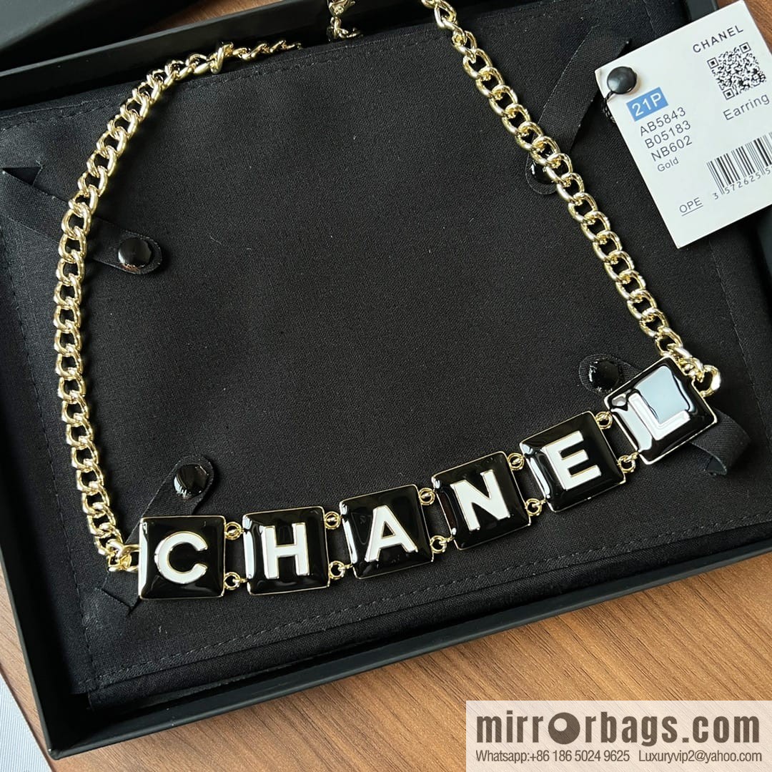 New ☑️ Chanel square letter waist chain belt