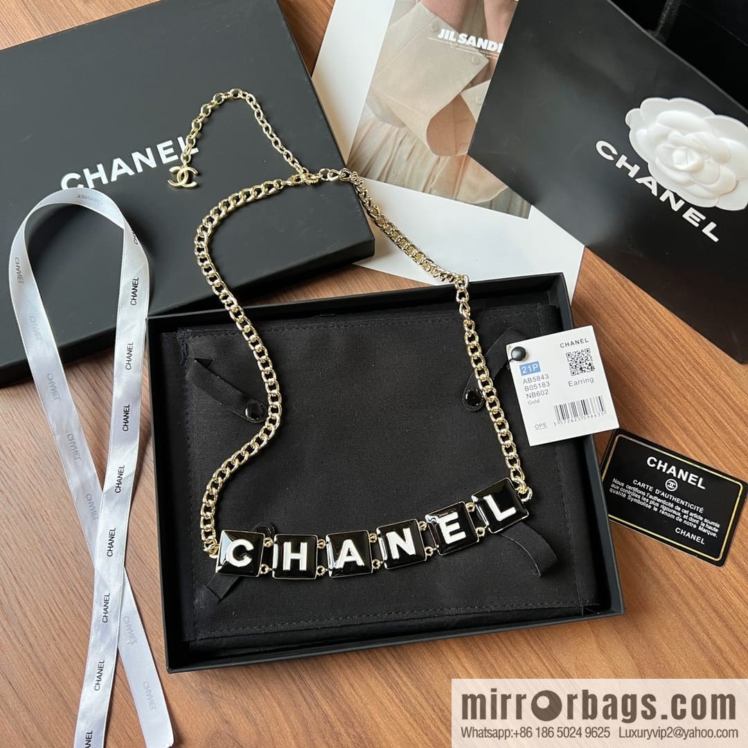 New ☑️ Chanel square letter waist chain belt