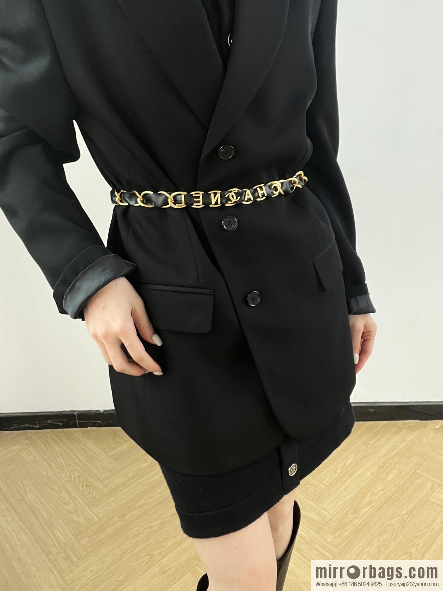 New ☑️ CHANEL Chanel black leather rope letter belt waist chain
