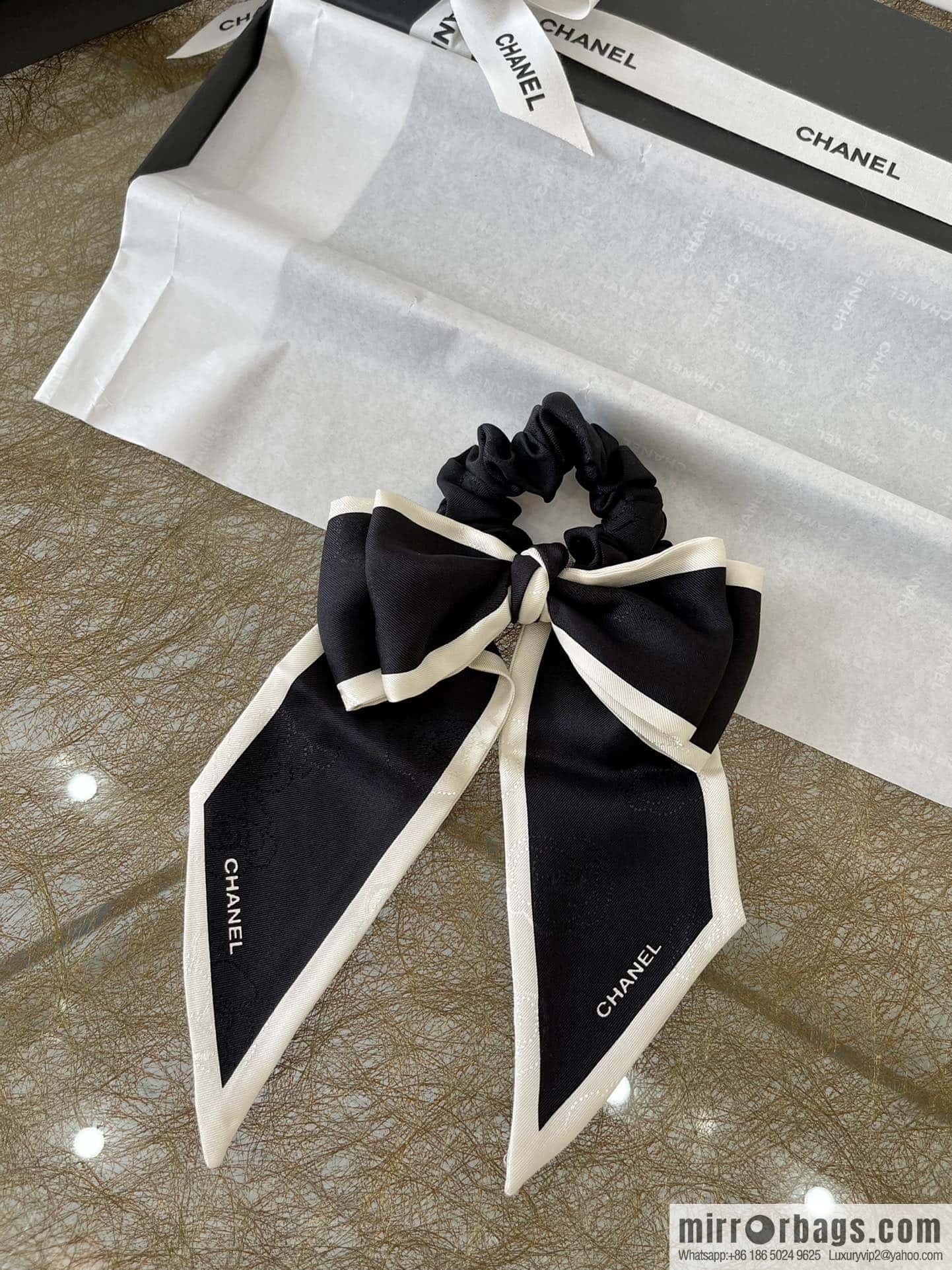 CHANEL CHANEL 100% silk jacquard hair band