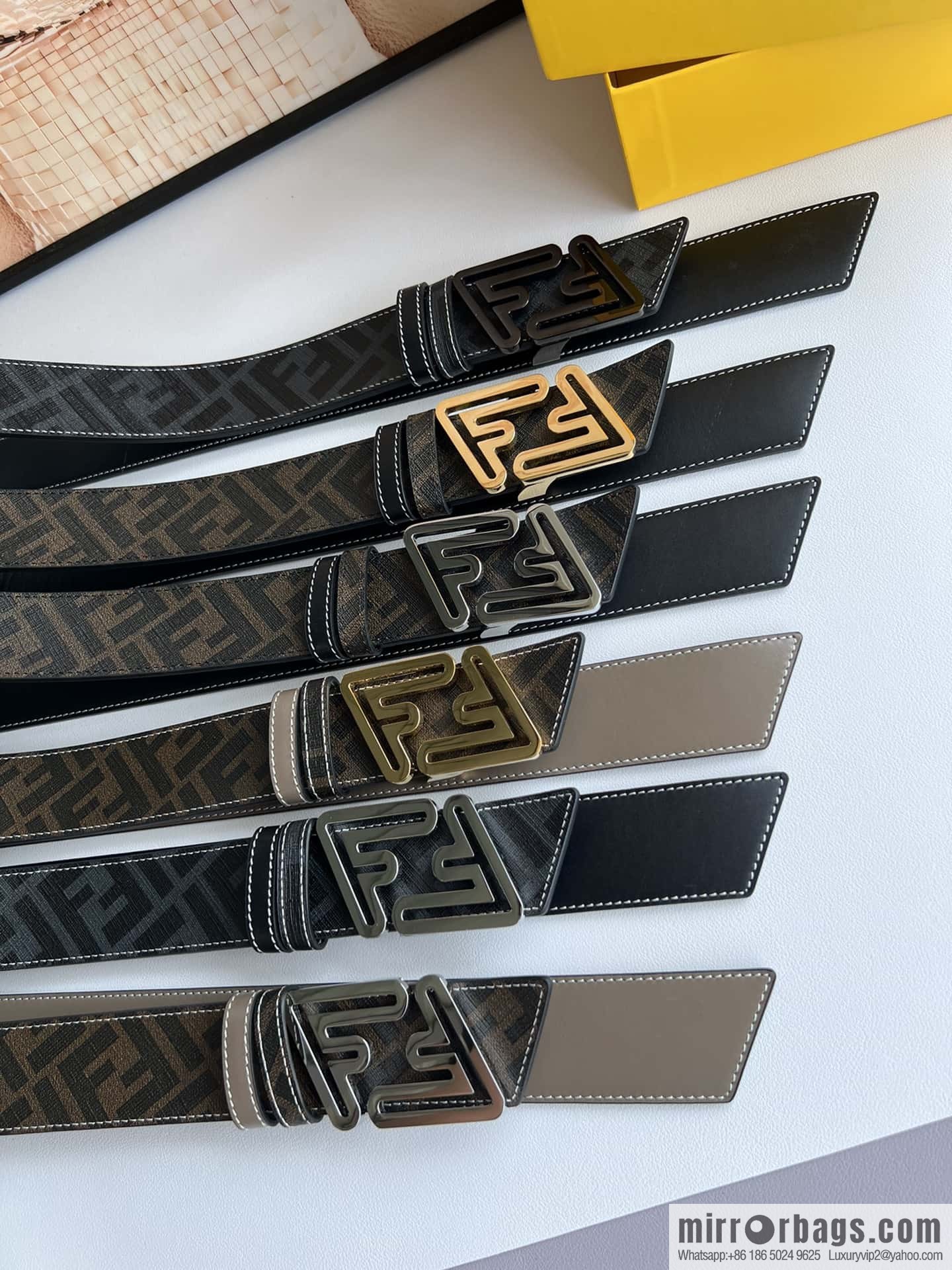 Fendi's latest extraordinary creative gradual change printing double FF cowhide belt
