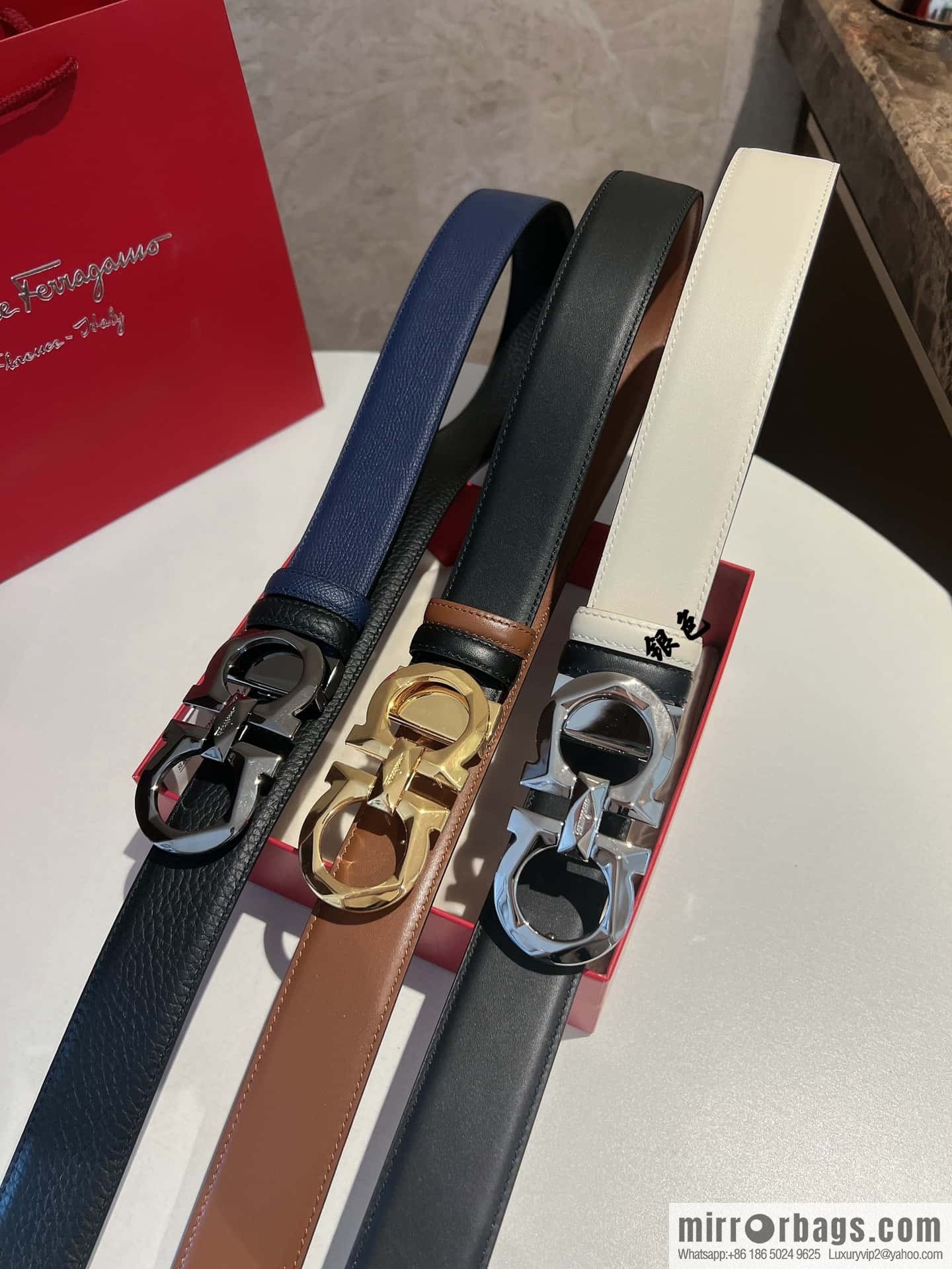 Ferragamo Ferragamo, Exquisite 8-Figure Rhombus Metal Buckle Men's Textured Belt