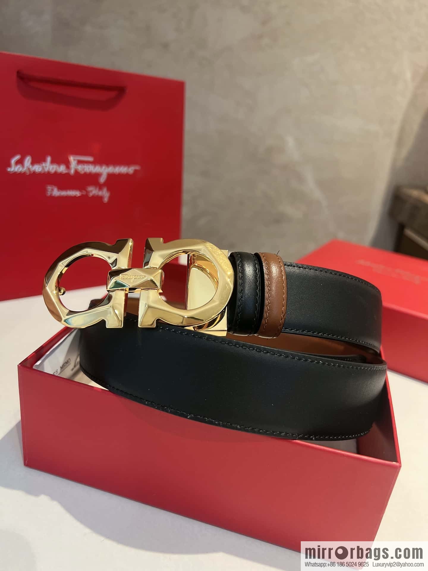 Ferragamo Ferragamo, Exquisite 8-Figure Rhombus Metal Buckle Men's Textured Belt