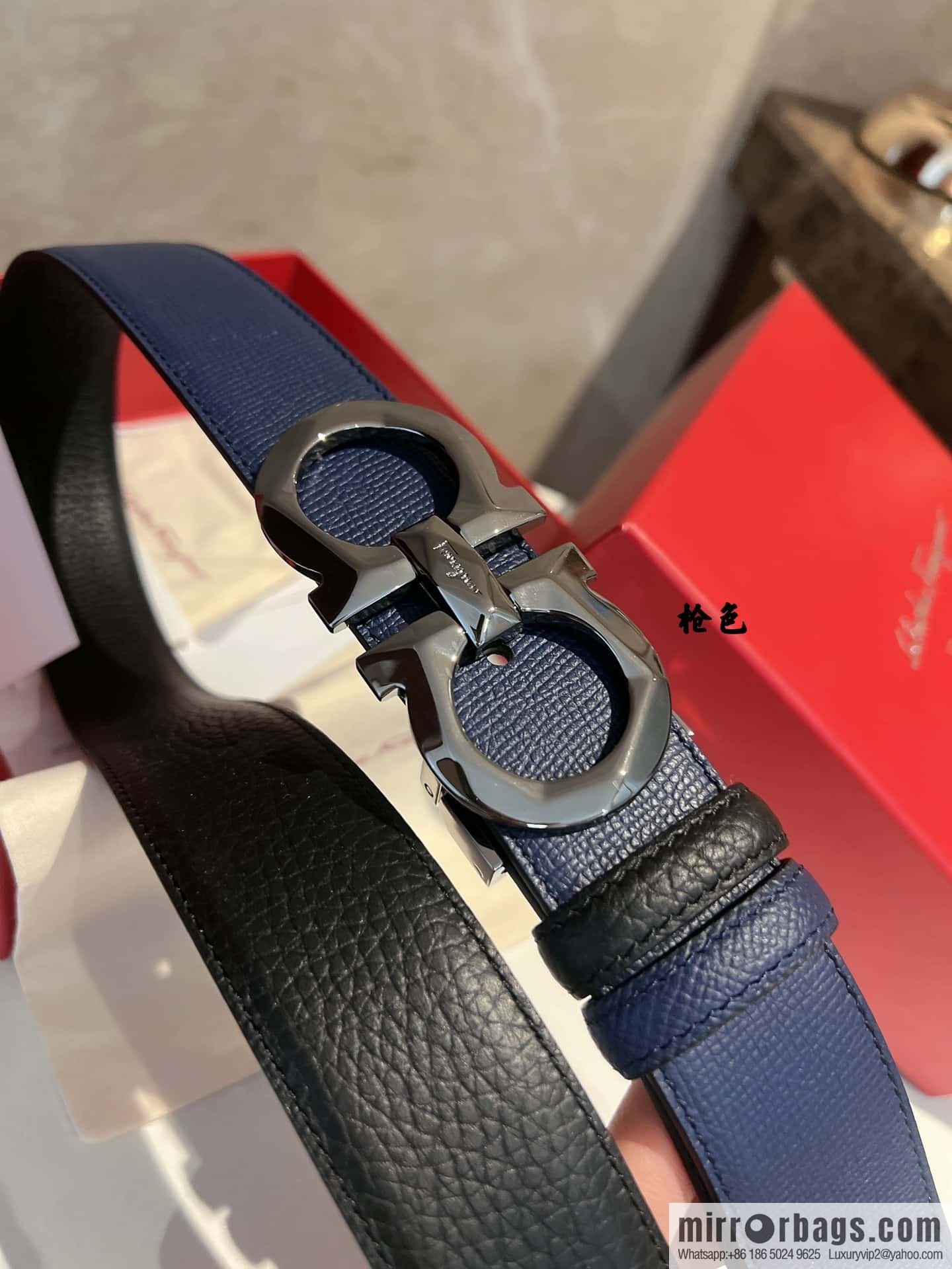 Ferragamo Ferragamo, Exquisite 8-Figure Rhombus Metal Buckle Men's Textured Belt