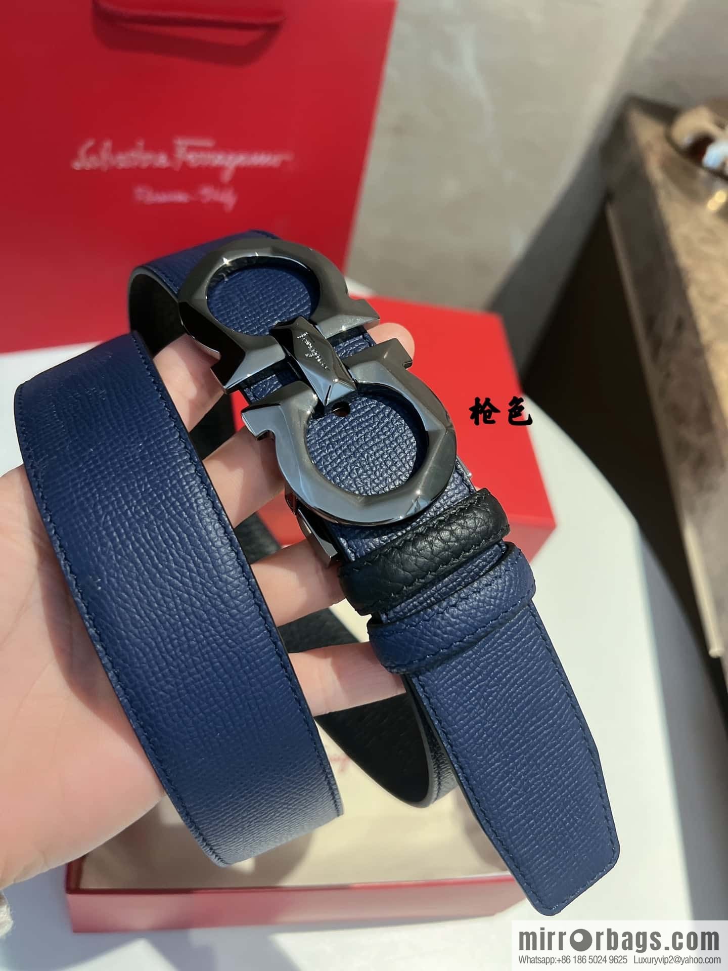 Ferragamo Ferragamo, Exquisite 8-Figure Rhombus Metal Buckle Men's Textured Belt