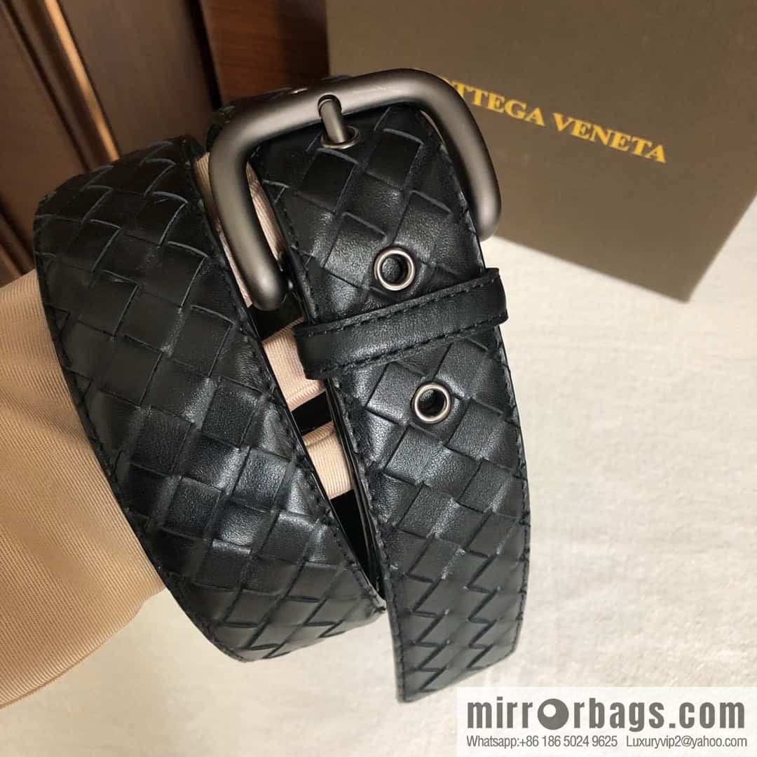 Bottega Veneta Butterfly Home, top layer cowhide woven 3.8cm classic color pin buckle belt