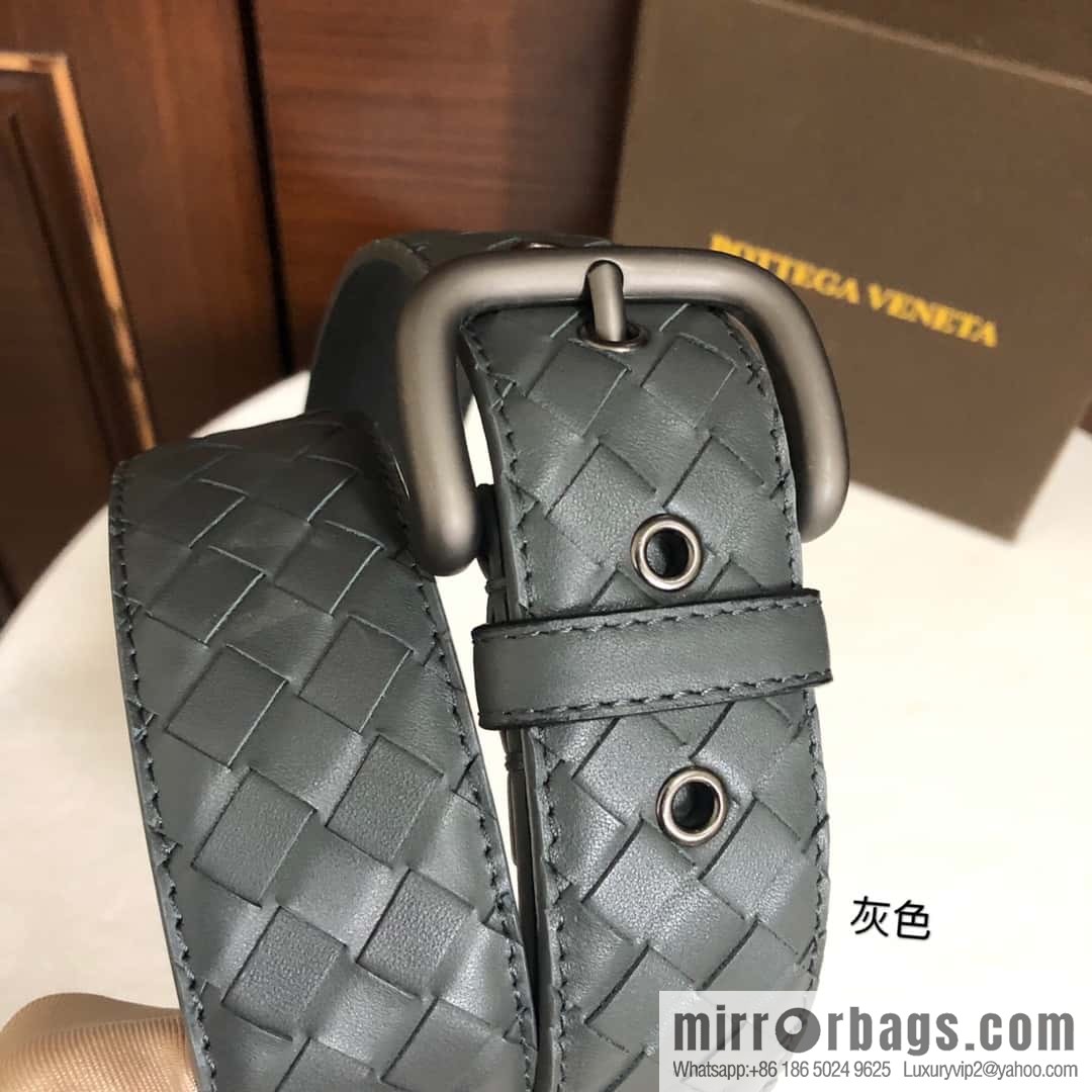 Bottega Veneta Butterfly Home, top layer cowhide woven 3.8cm classic color pin buckle belt