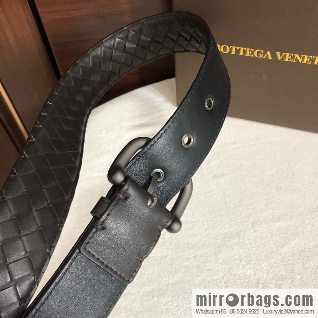Bottega Veneta Butterfly Home, top layer cowhide woven 3.8cm classic color pin buckle belt