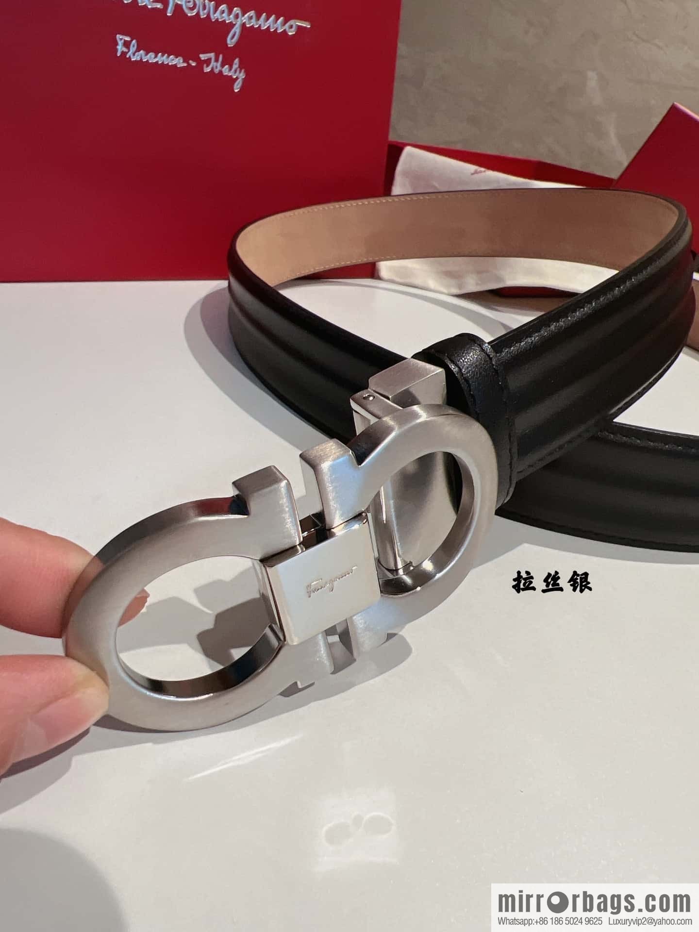 Ferragamo Ferragamo, boutique 8-character counter version, metal buckle 3.5cm belt