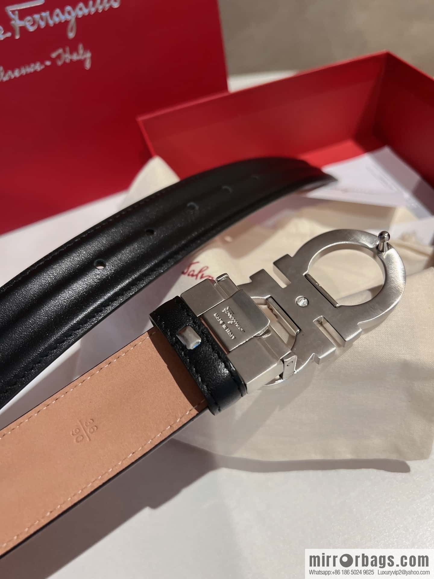 Ferragamo Ferragamo, boutique 8-character counter version, metal buckle 3.5cm belt