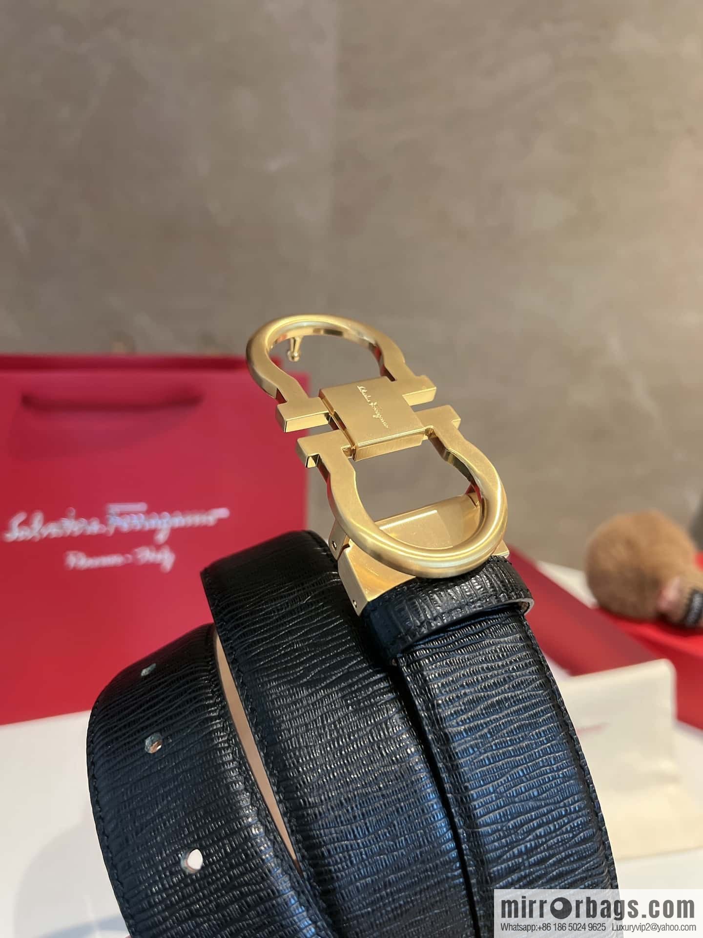 Ferragamo Ferragamo, exquisite 8-figure metal clasp, metal clasp flat brushed belt 3.5cm