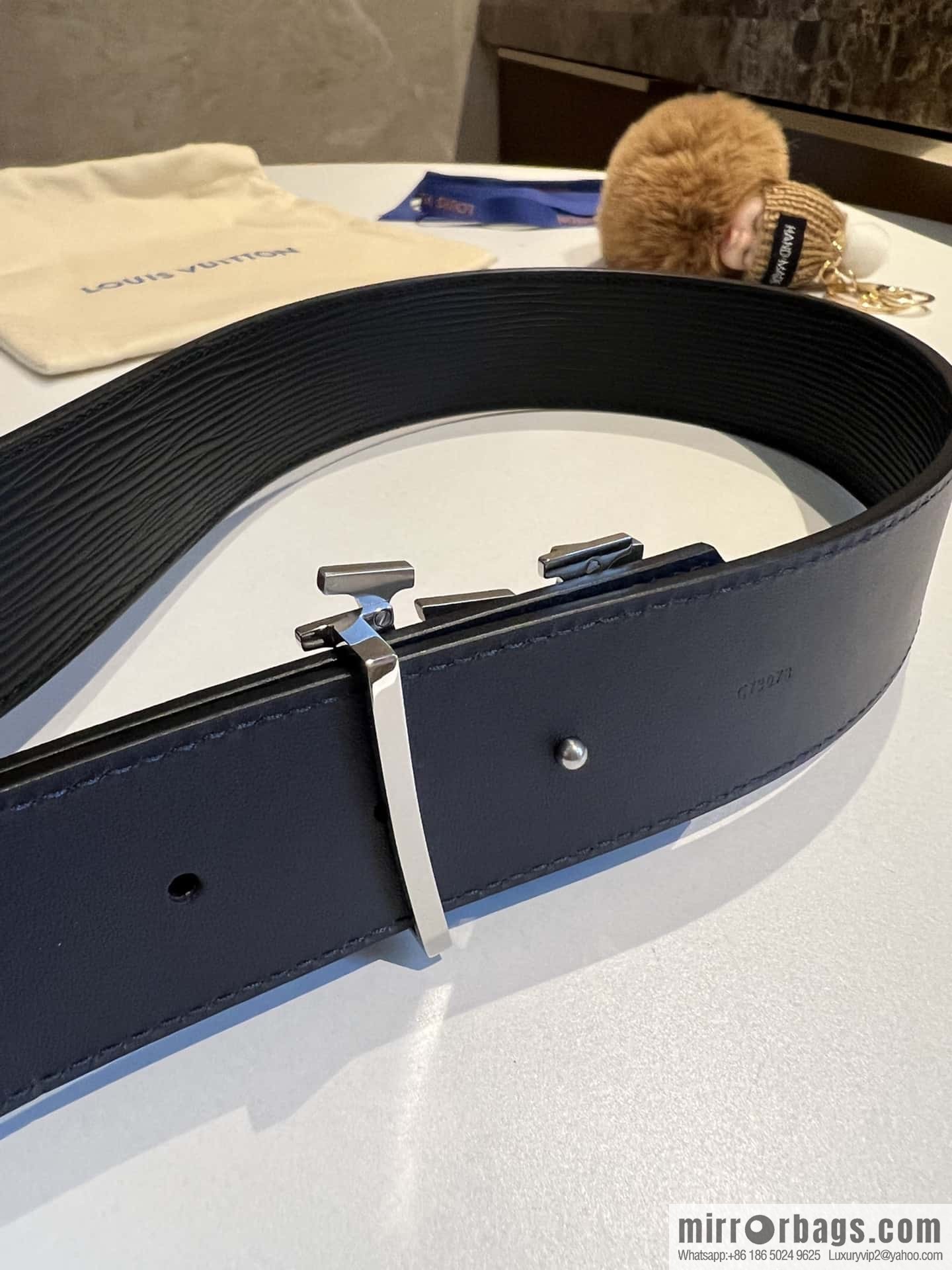 LV/Louis Vuitton LV Shake 40 mm Double Sided Belt