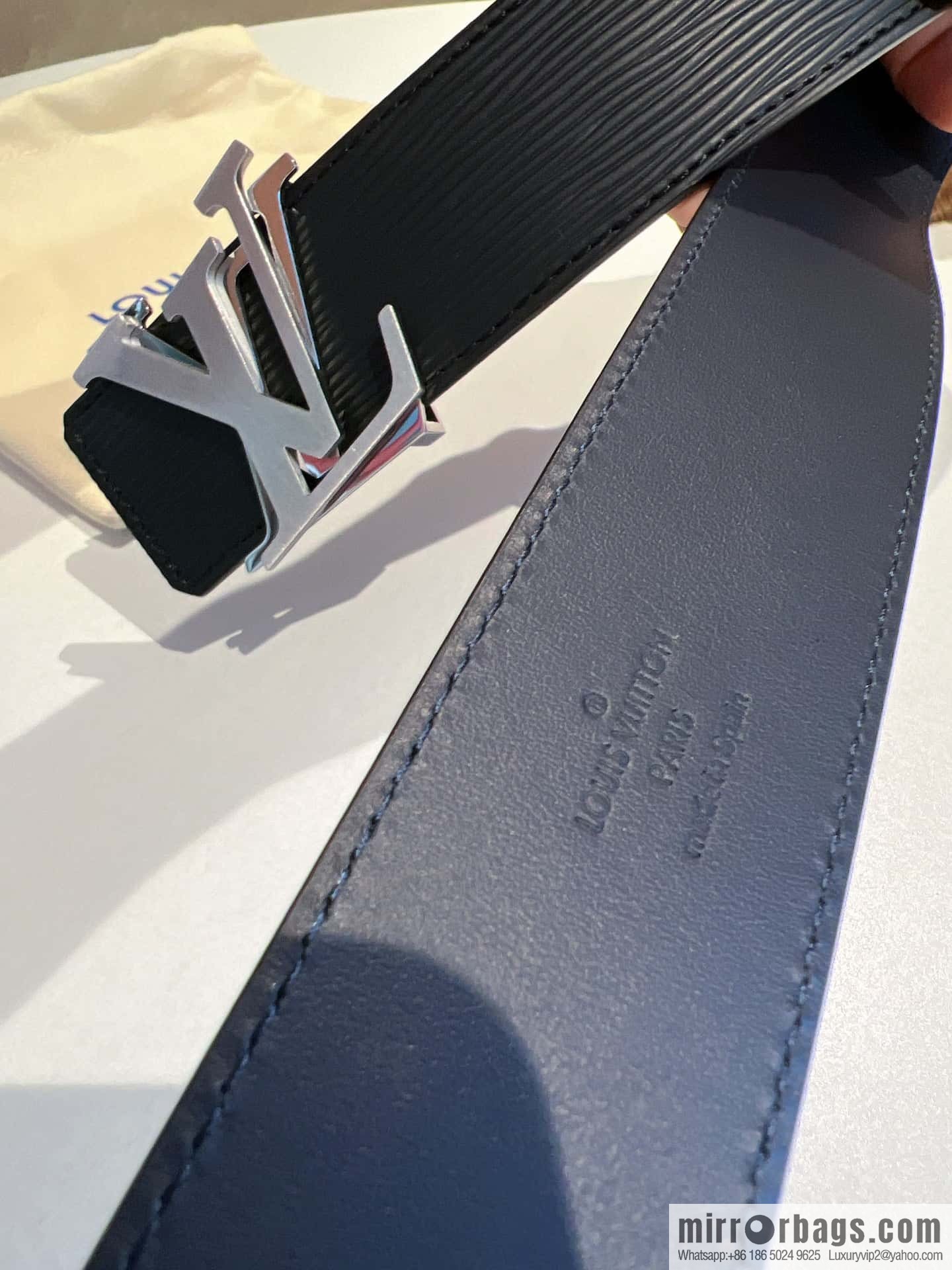 LV/Louis Vuitton LV Shake 40 mm Double Sided Belt