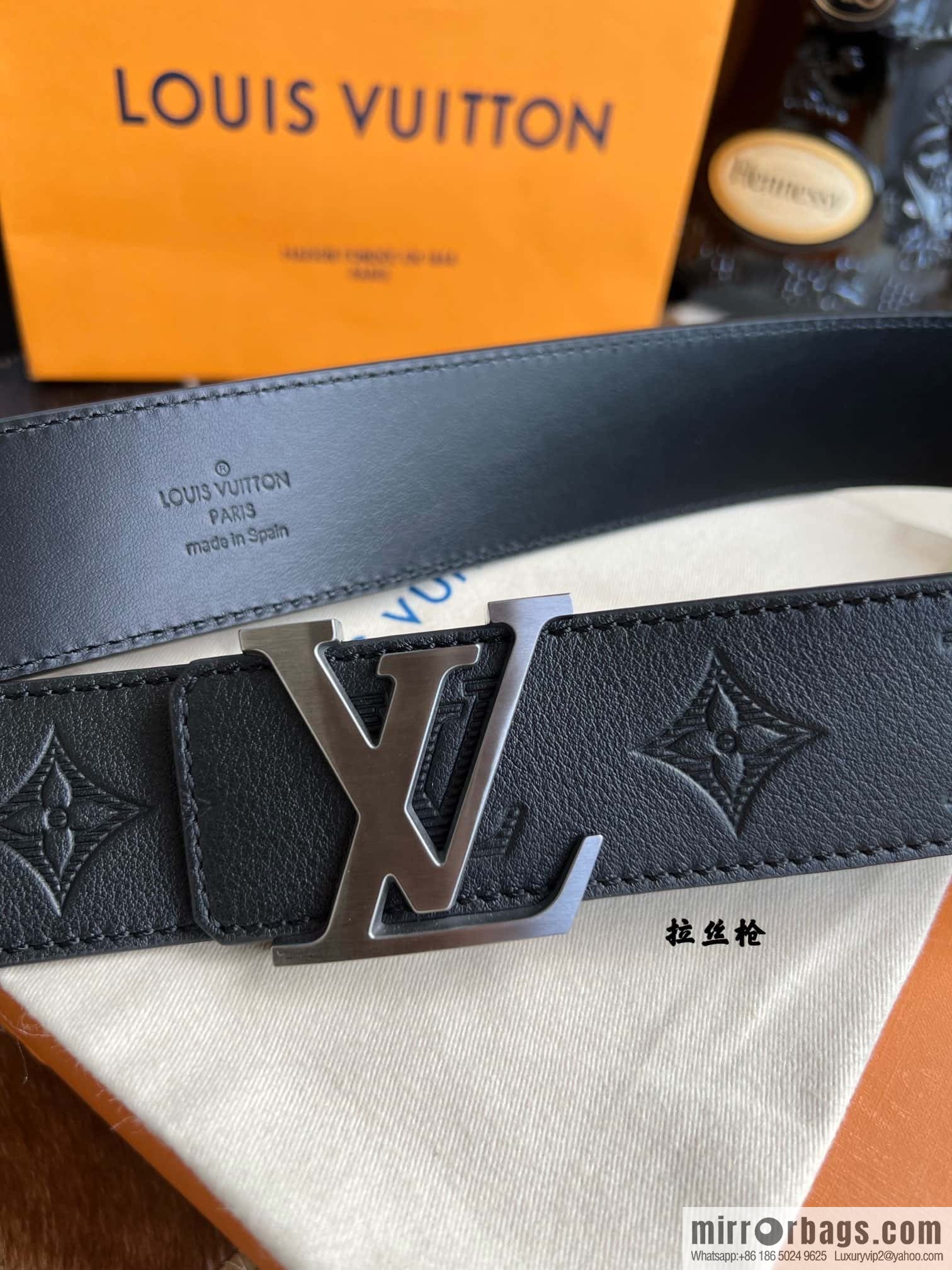 LV/Louis Vuitton, letter metal buckle cowhide embossed belt 40mm.