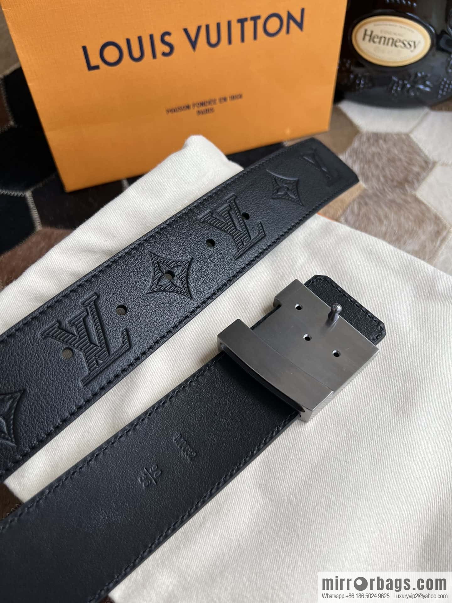 LV/Louis Vuitton, letter metal buckle cowhide embossed belt 40mm.