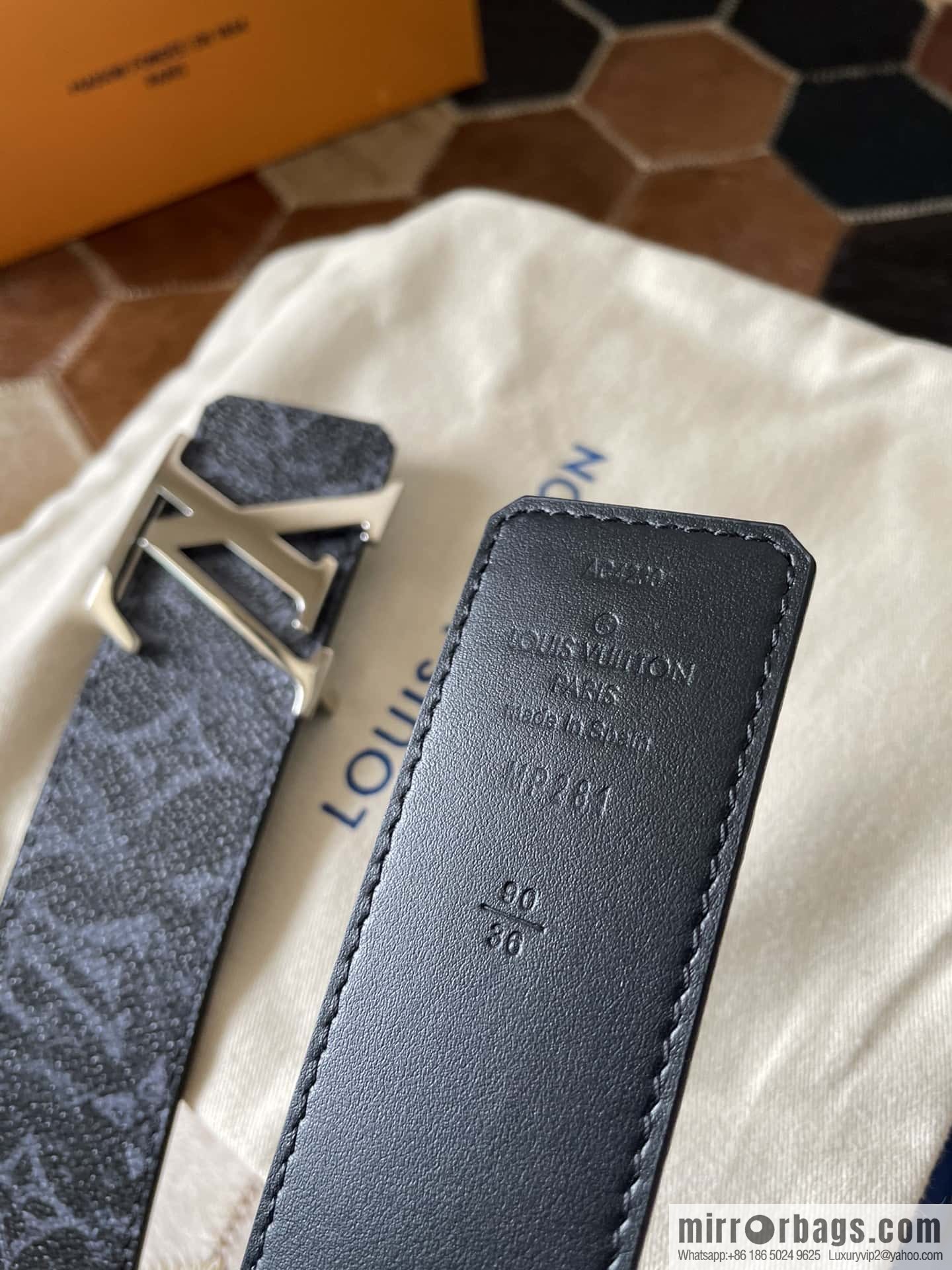 LV Monogram pattern calfskin, stainless steel letter rolling sand buckle 4.0CM belt