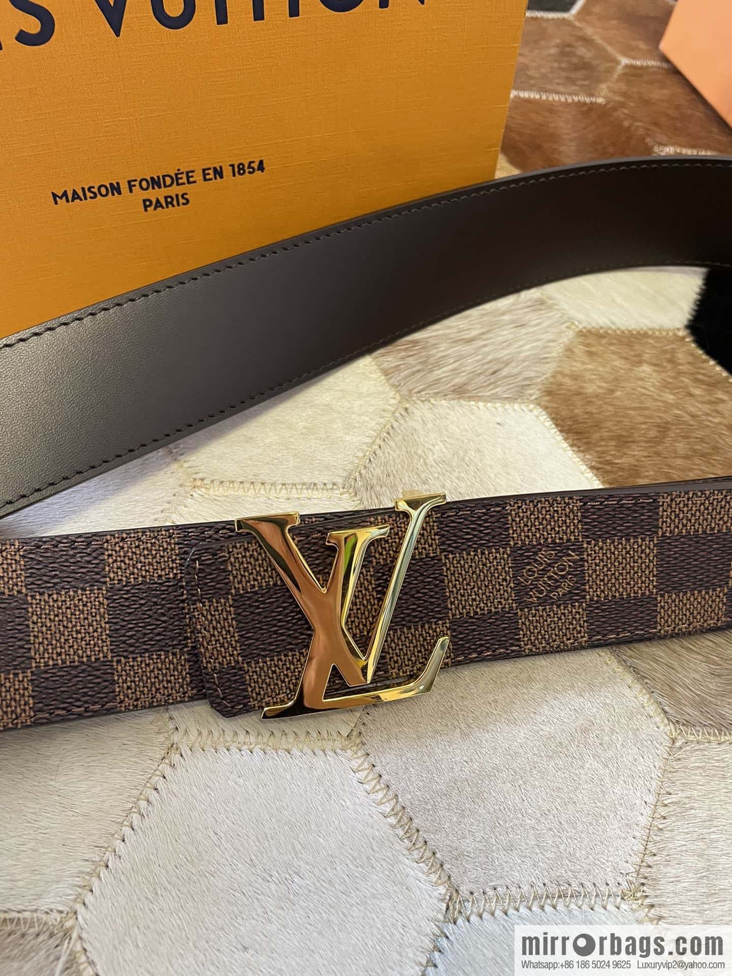 LV Monogram pattern calfskin, stainless steel letter rolling sand buckle 4.0CM belt