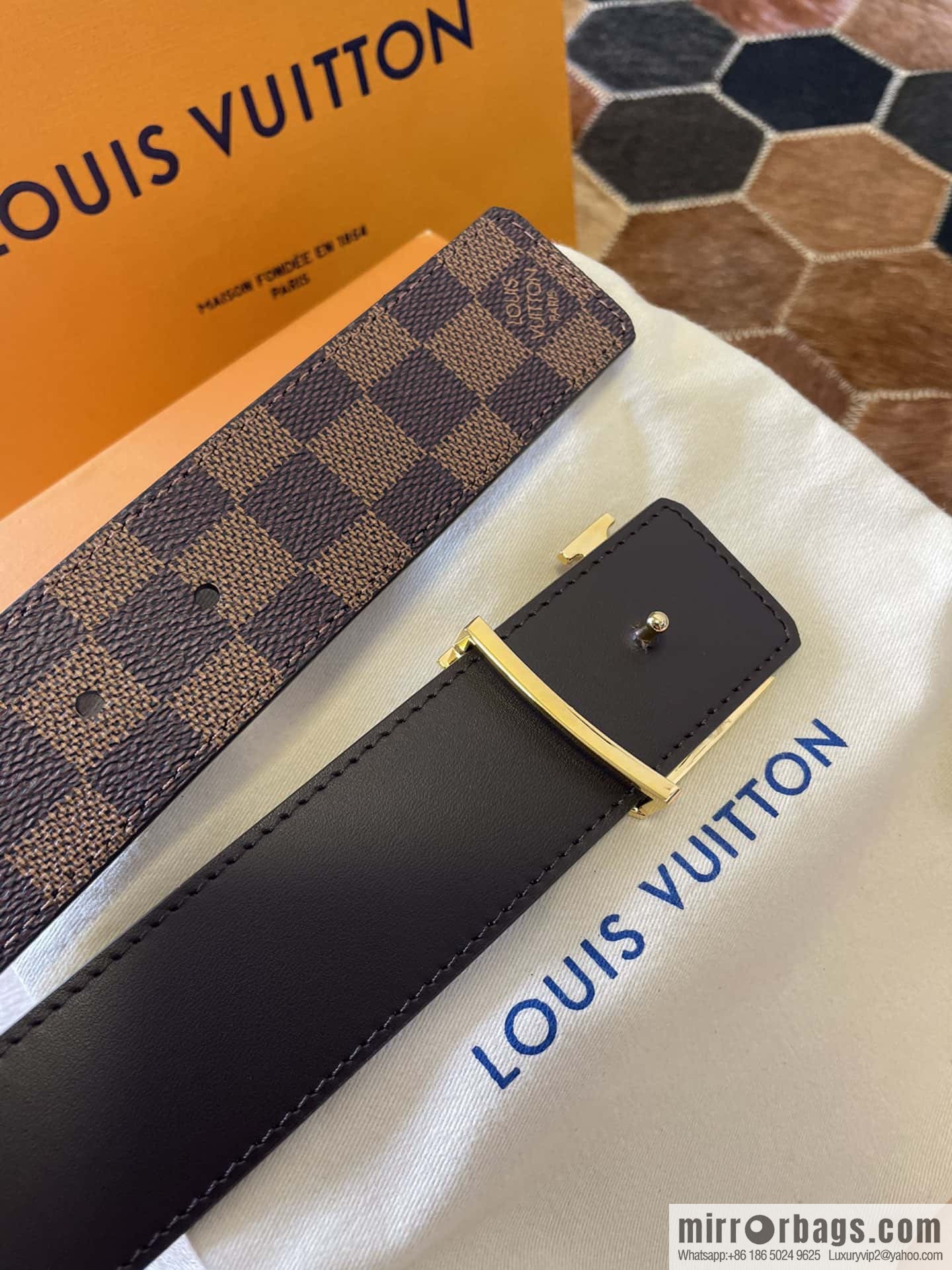LV Monogram pattern calfskin, stainless steel letter rolling sand buckle 4.0CM belt