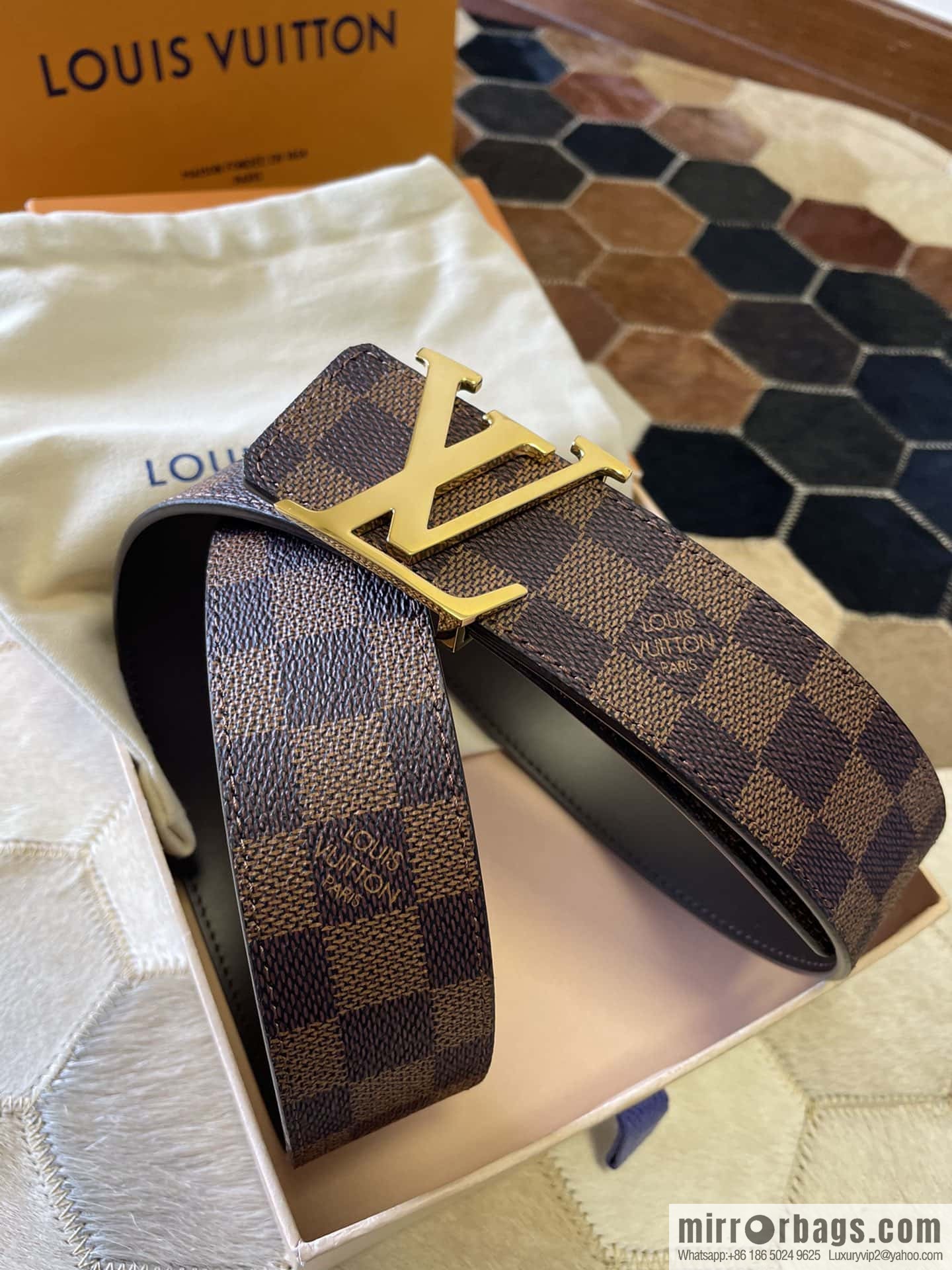 LV Monogram pattern calfskin, stainless steel letter rolling sand buckle 4.0CM belt
