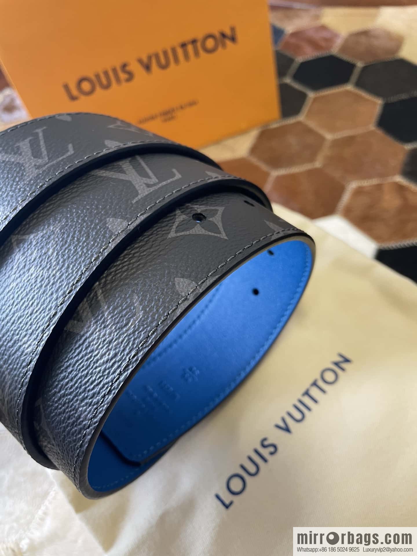 LV Monogram pattern calfskin, stainless steel letter rolling sand buckle 4.0CM belt