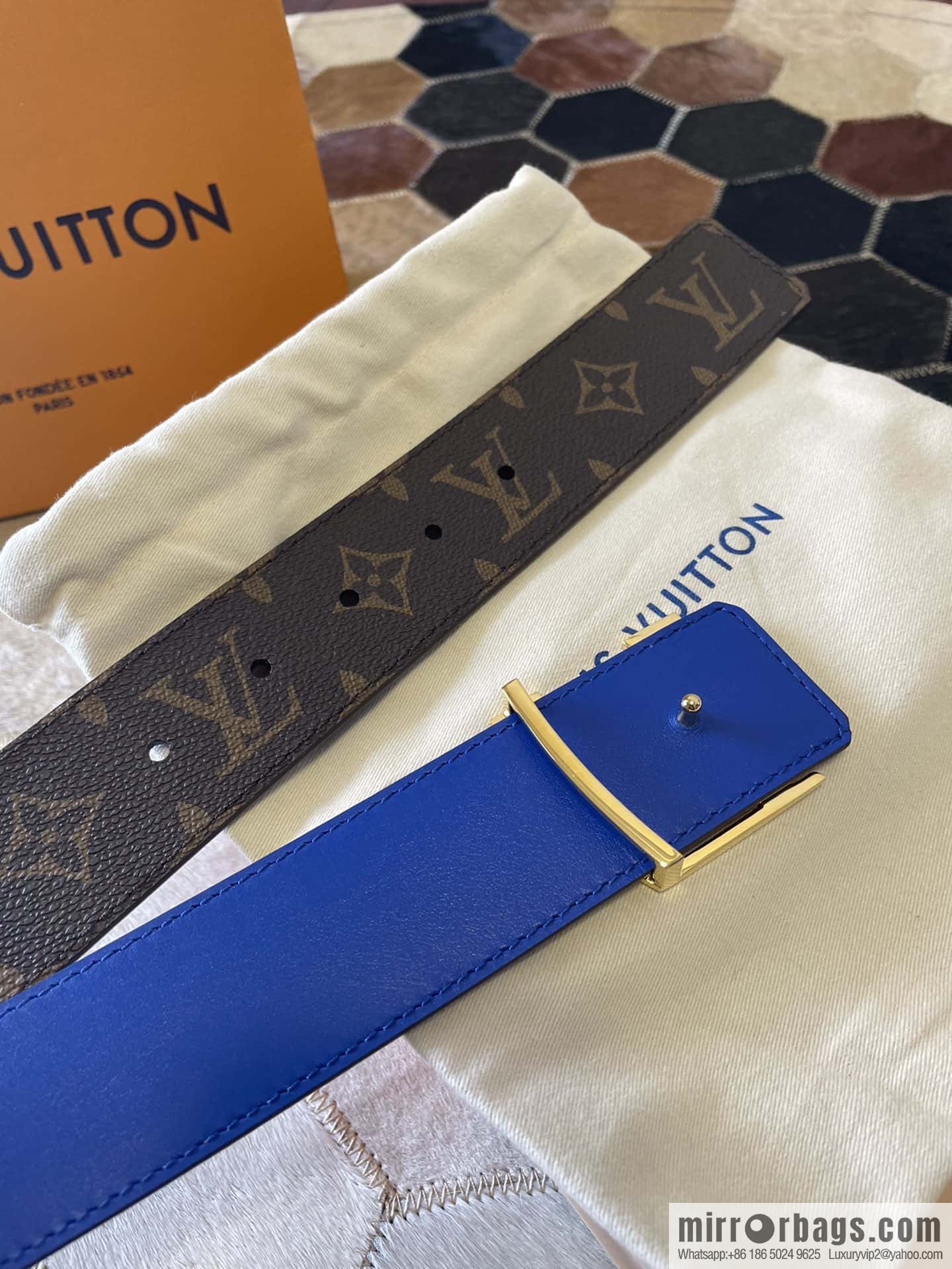 LV Monogram pattern calfskin, stainless steel letter rolling sand buckle 4.0CM belt