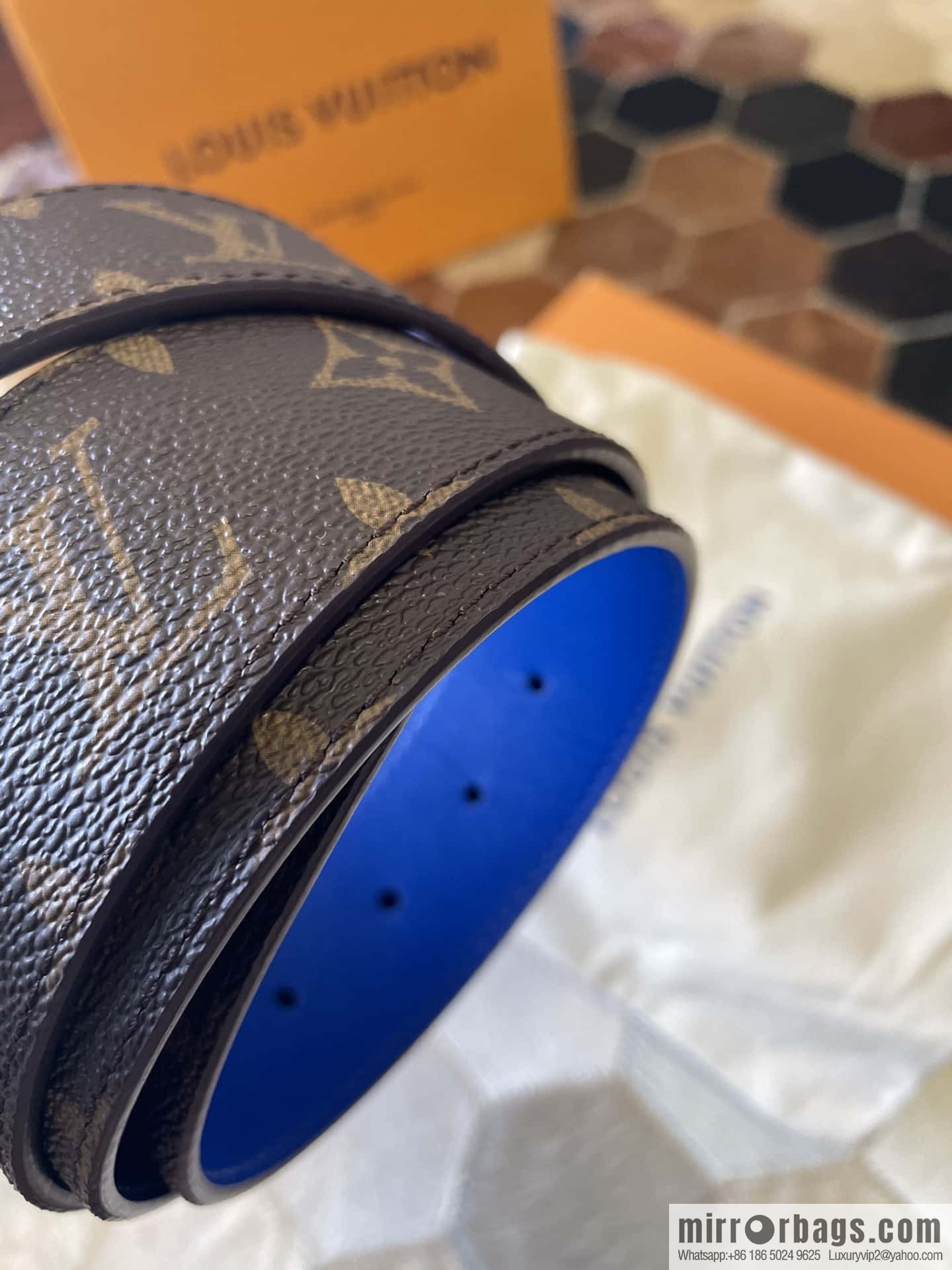 LV Monogram pattern calfskin, stainless steel letter rolling sand buckle 4.0CM belt