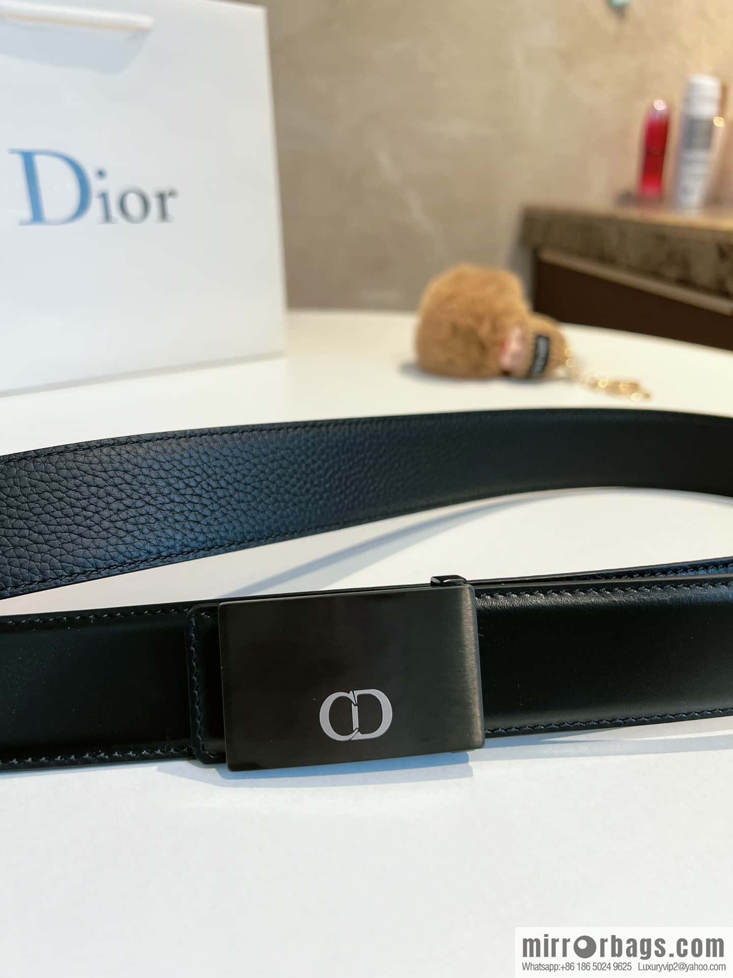 DIOR Dior, cowhide leather two-sided brushed craft plate buckle 35mm belt