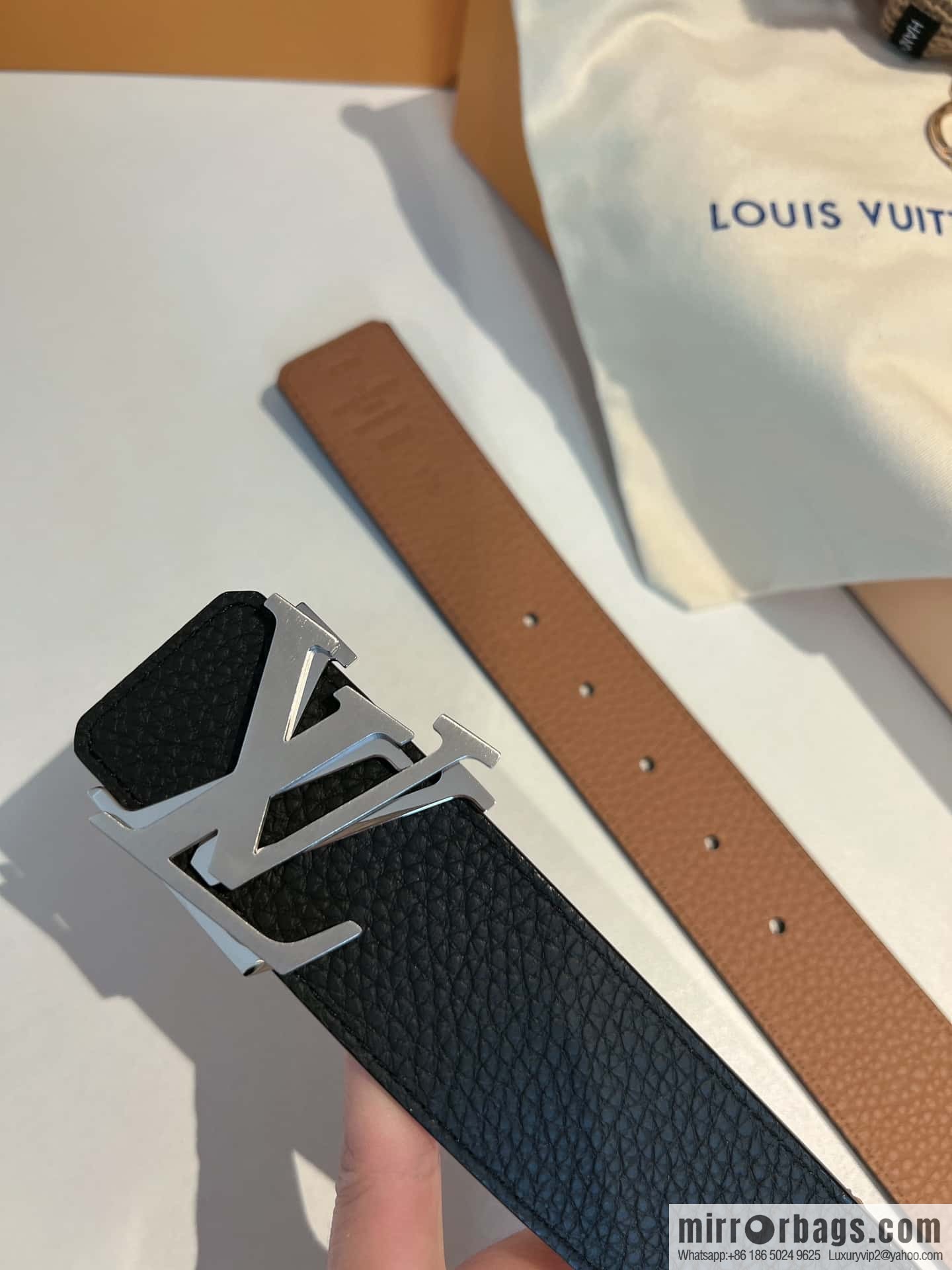 LV/Louis Vuitton LV Shake 40 mm Double Sided Belt