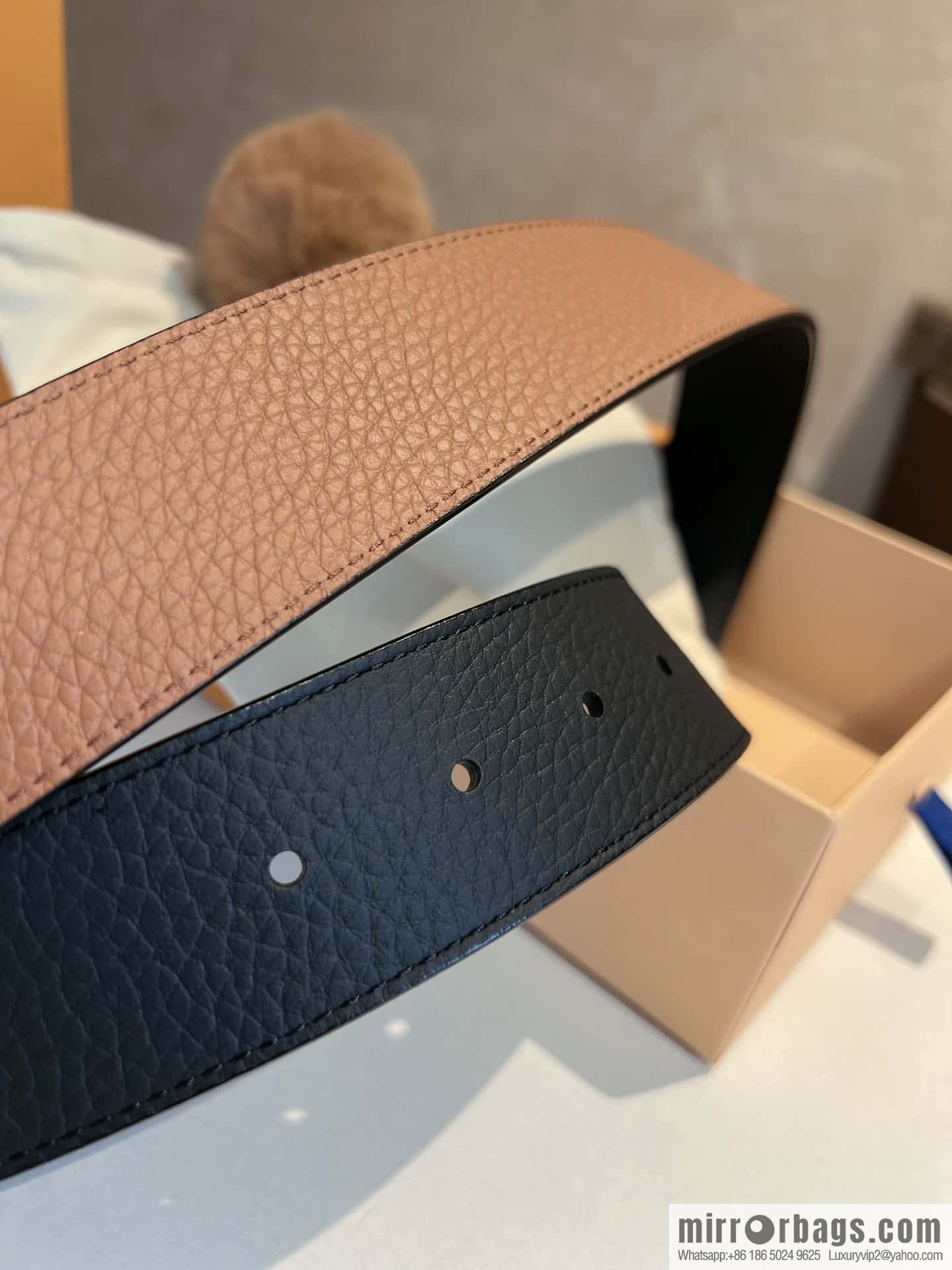 LV/Louis Vuitton LV Shake 40 mm Double Sided Belt