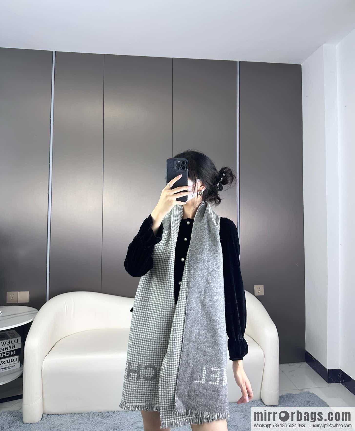 CHANEL Grandma Xiang tail order new 23B thousand bird grid color matching cashmere scarf
