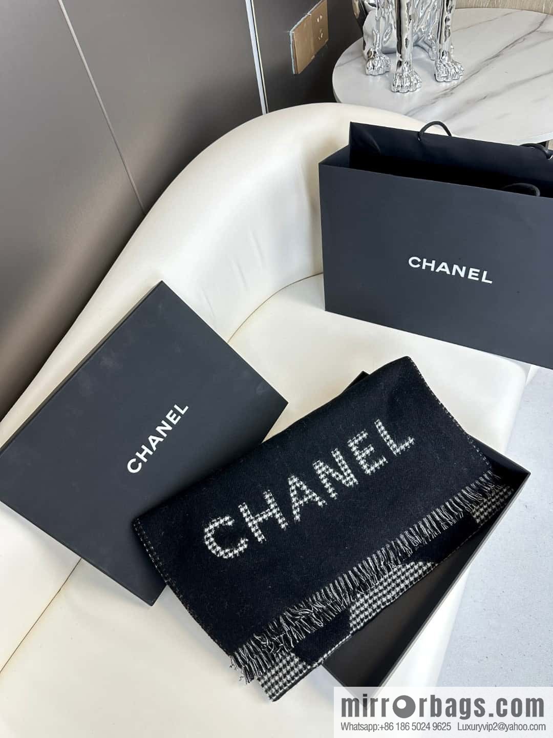CHANEL Grandma Xiang tail order new 23B thousand bird grid color matching cashmere scarf