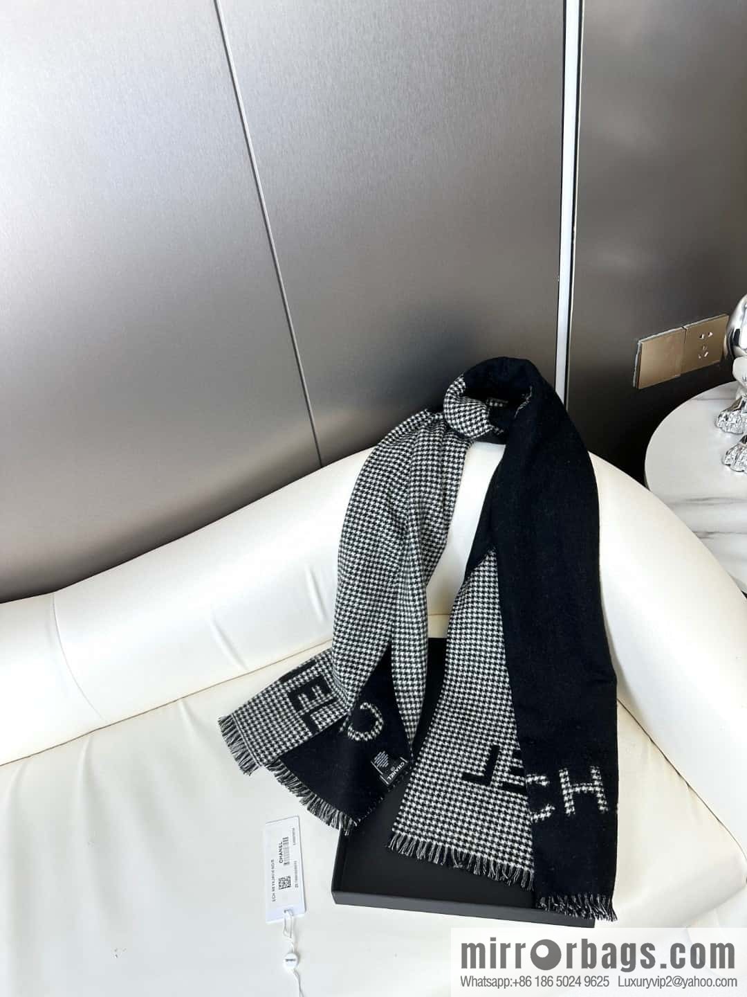 CHANEL Grandma Xiang tail order new 23B thousand bird grid color matching cashmere scarf