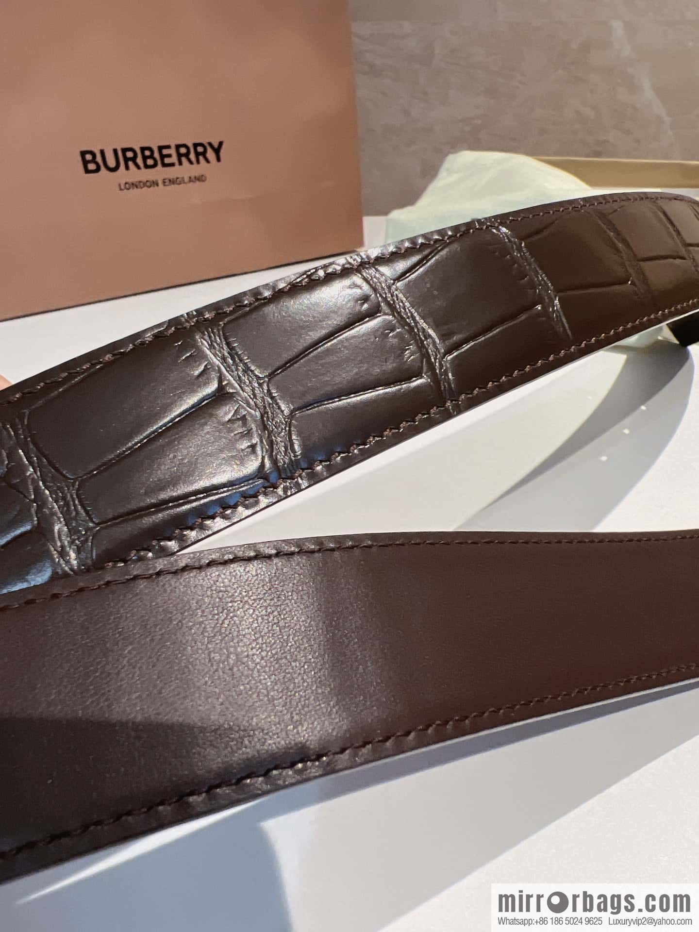 BURBERRY Burberry, stainless steel B-shaped war horse inlaid with metal buckle 3.5cm