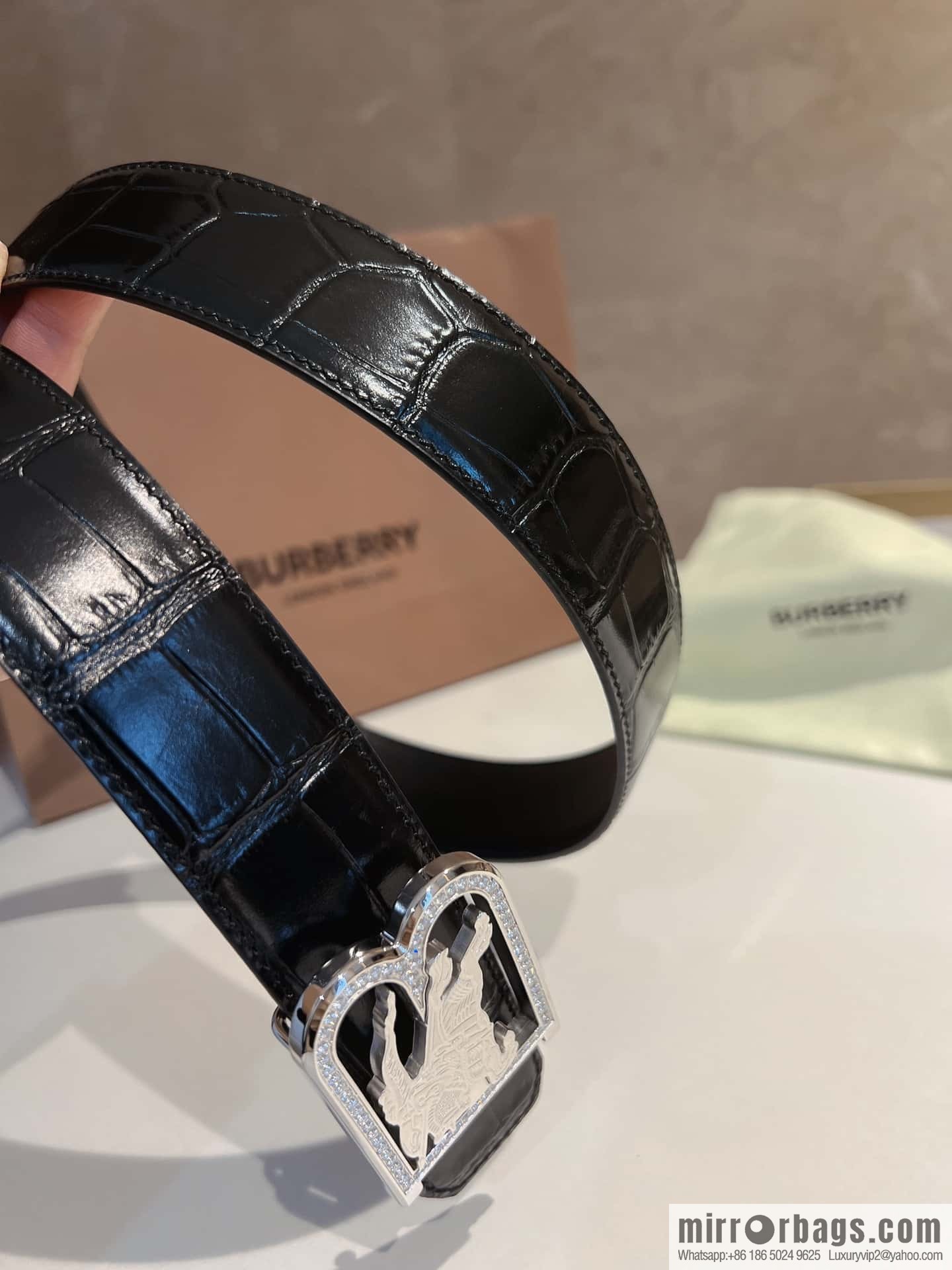 BURBERRY Burberry, stainless steel B-shaped war horse inlaid with metal buckle 3.5cm