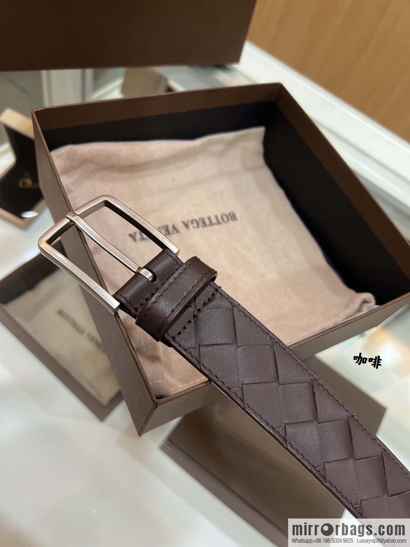 BV Baodiejia, imported cowhide adopts hand-woven matte pin buckle belt 3.5cm belt