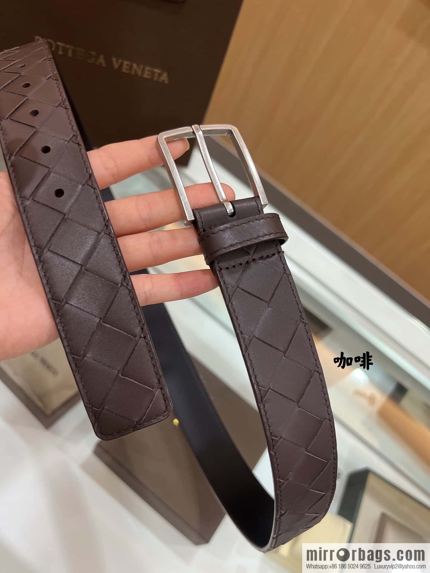 BV Baodiejia, imported cowhide adopts hand-woven matte pin buckle belt 3.5cm belt