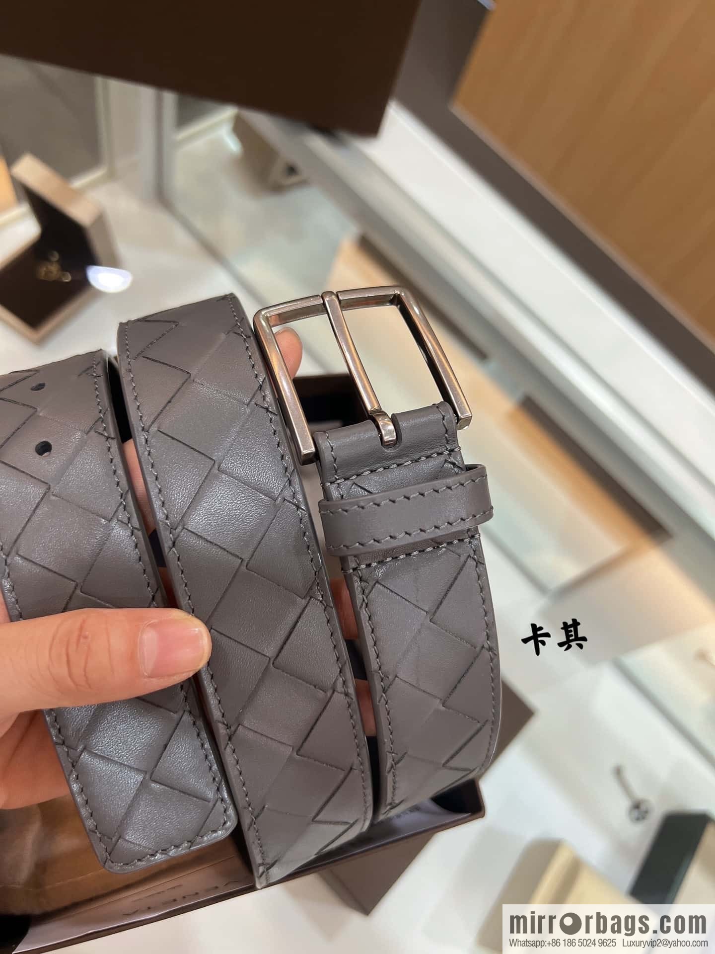 BV Baodiejia, imported cowhide adopts hand-woven matte pin buckle belt 3.5cm belt