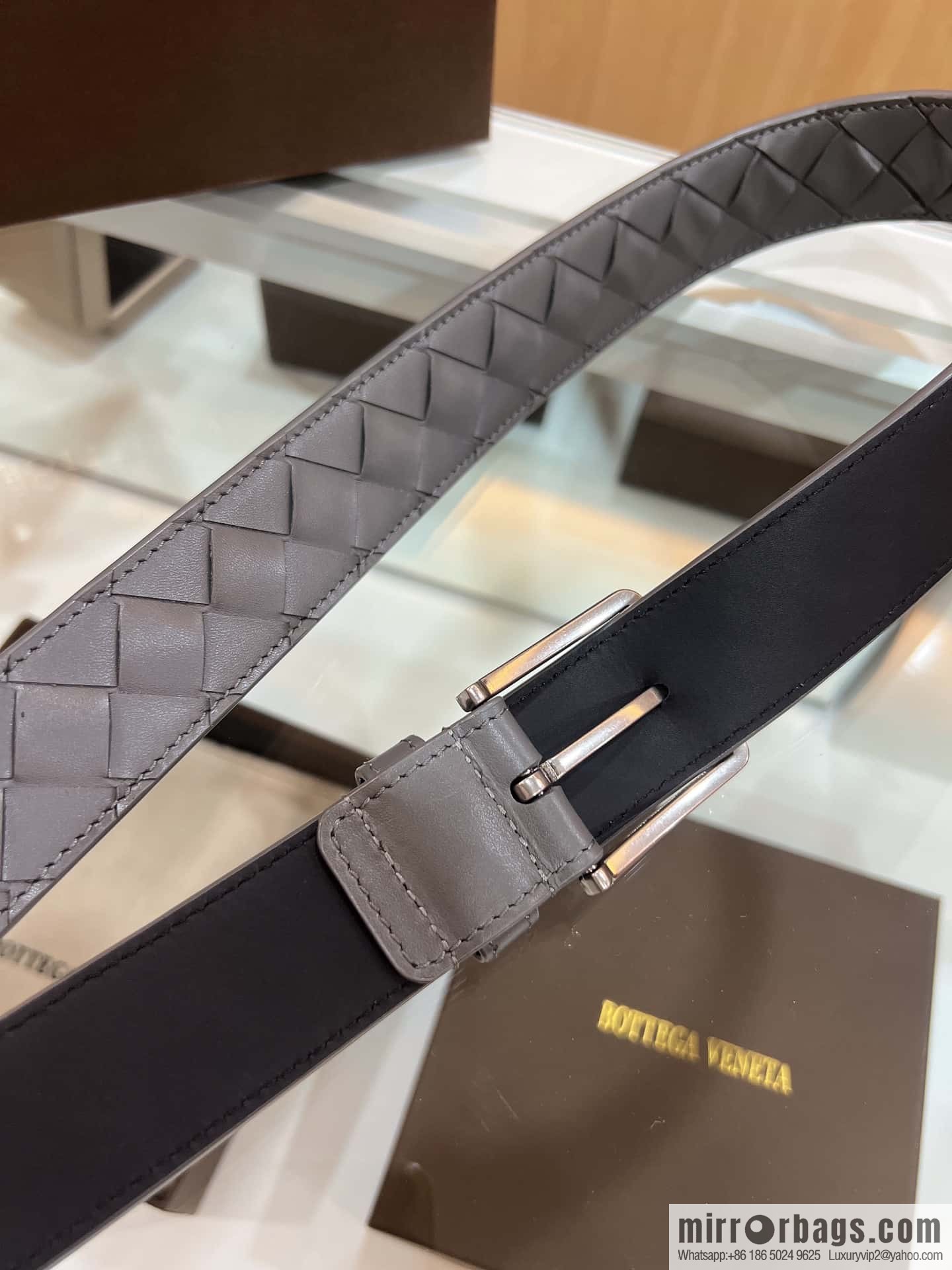 BV Baodiejia, imported cowhide adopts hand-woven matte pin buckle belt 3.5cm belt