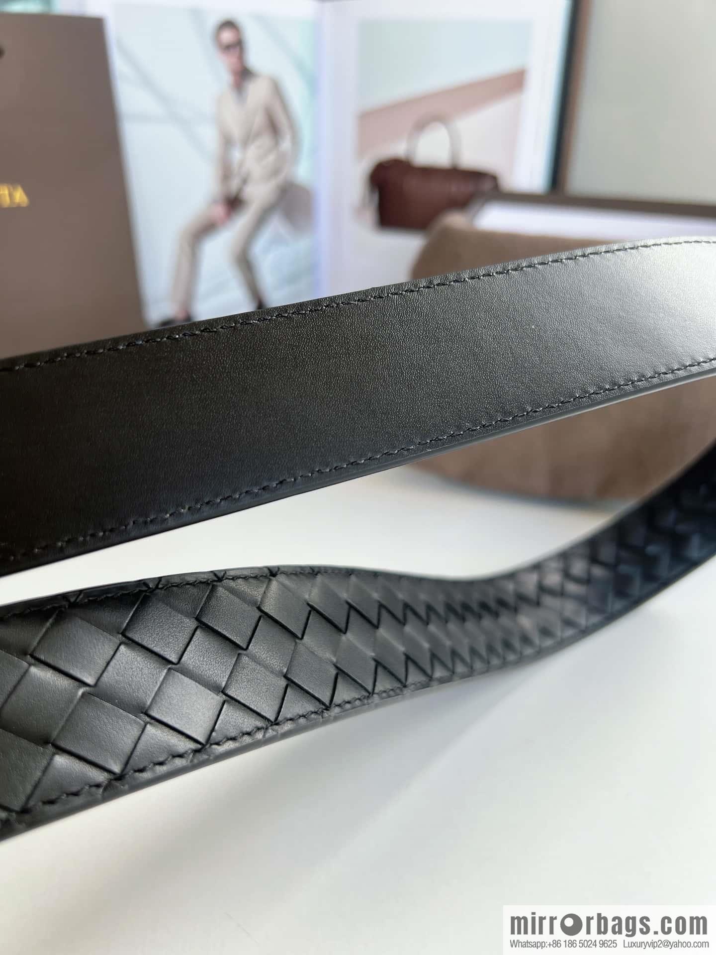Bottega. Venetia, matte calfskin woven with needle button men's 3.5cm belt