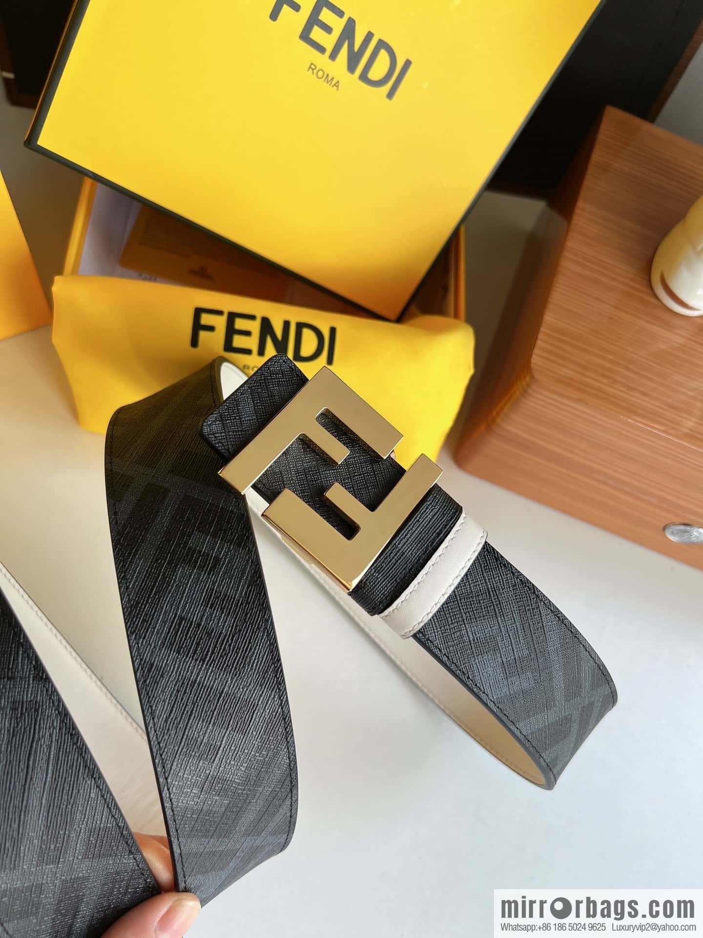 FENDI Fendi, double negative ion metal buckle printed fabric cowhide bottom lining 4.0cm width
